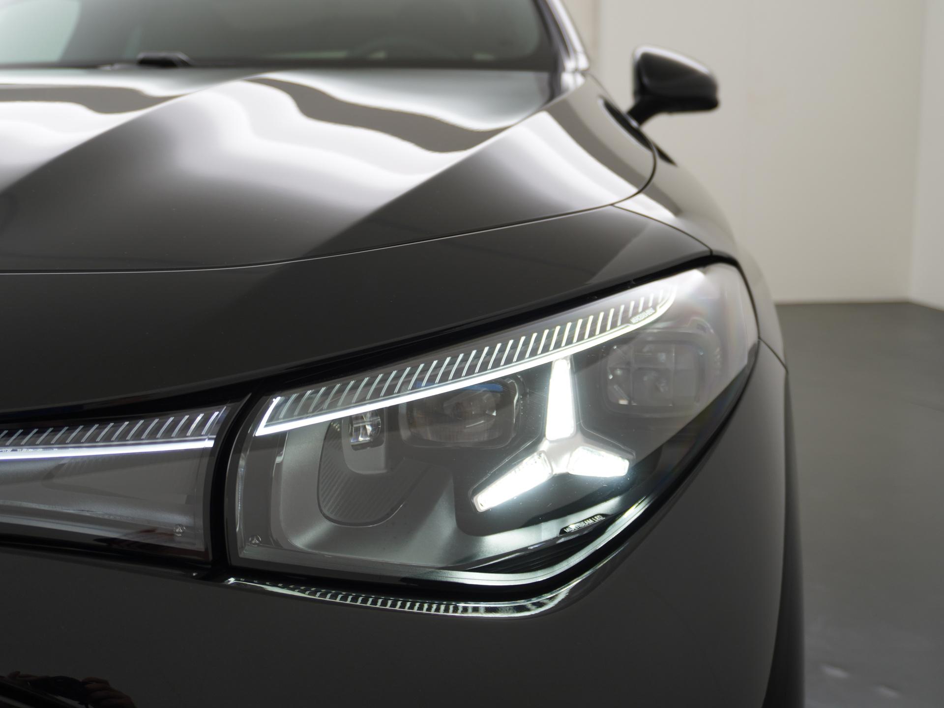 Mercedes-Benz CLA-Klasse 250+ Launch Edition 85 kWh Accu 14