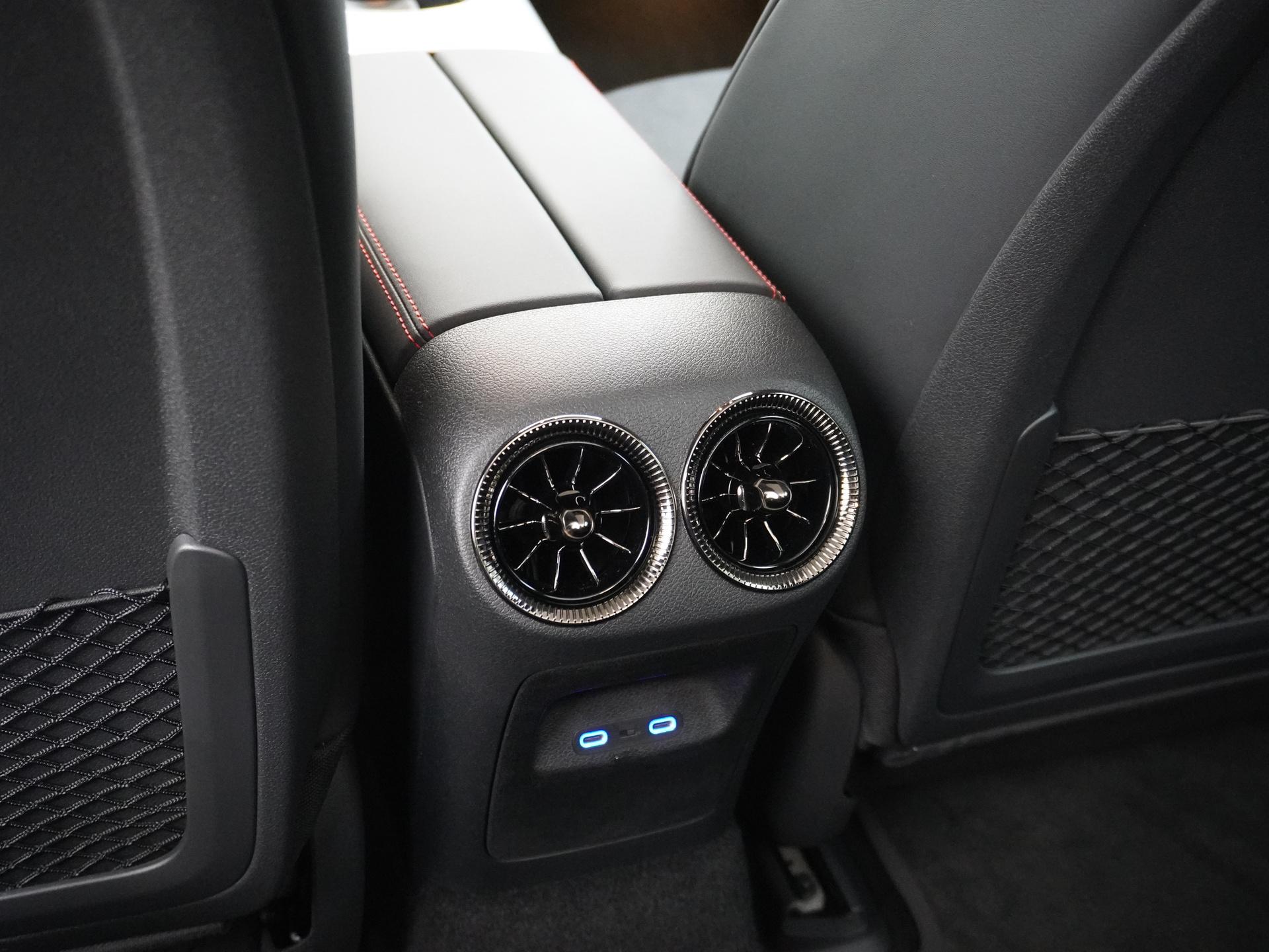 Mercedes-Benz CLA-Klasse 250+ Launch Edition 85 kWh Accu 23