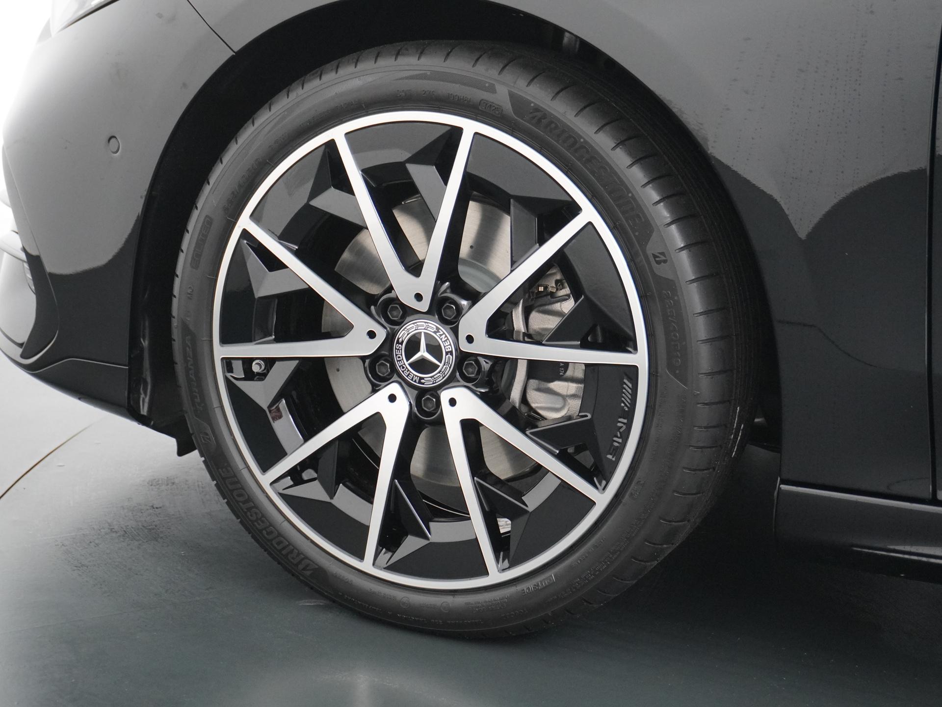 Mercedes-Benz CLA-Klasse 250+ Launch Edition 85 kWh Accu 12