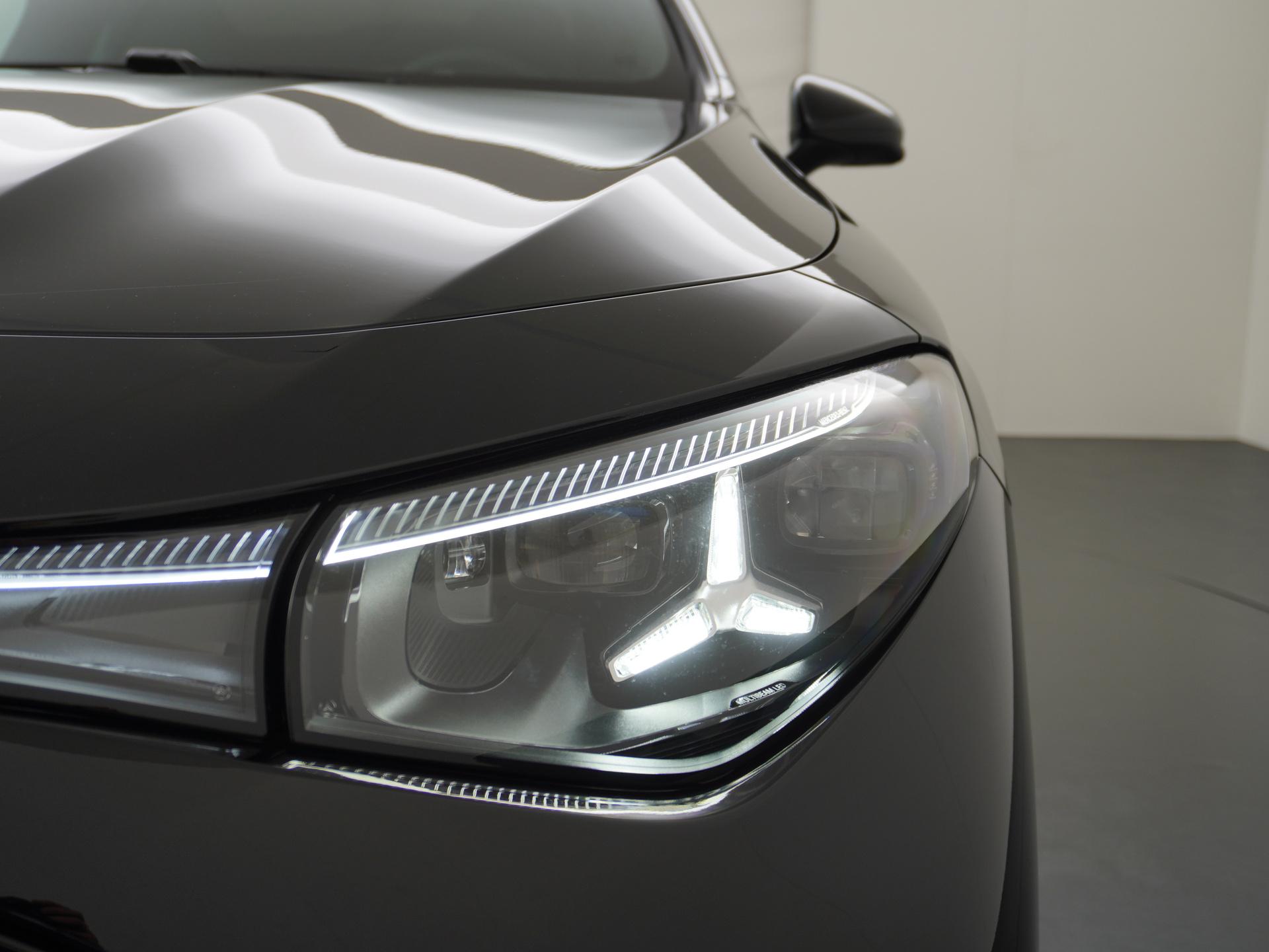 Mercedes-Benz CLA-Klasse 250+ Launch Edition 85 kWh Accu 13