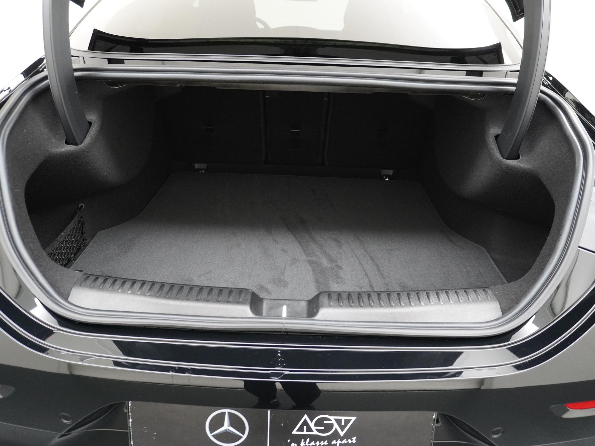 Mercedes-Benz CLA-Klasse 250+ Launch Edition 85 kWh Accu 12