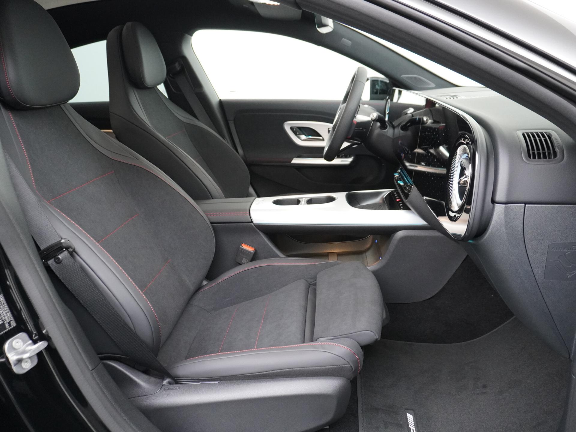 Mercedes-Benz CLA-Klasse 250+ Launch Edition 85 kWh Accu 40