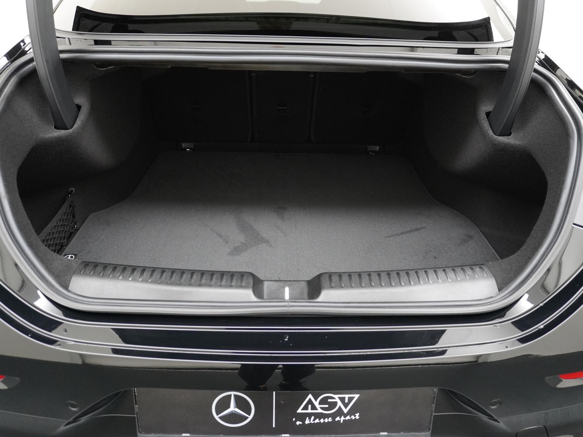 Mercedes-Benz CLA-Klasse 250+ Launch Edition 85 kWh Accu 13