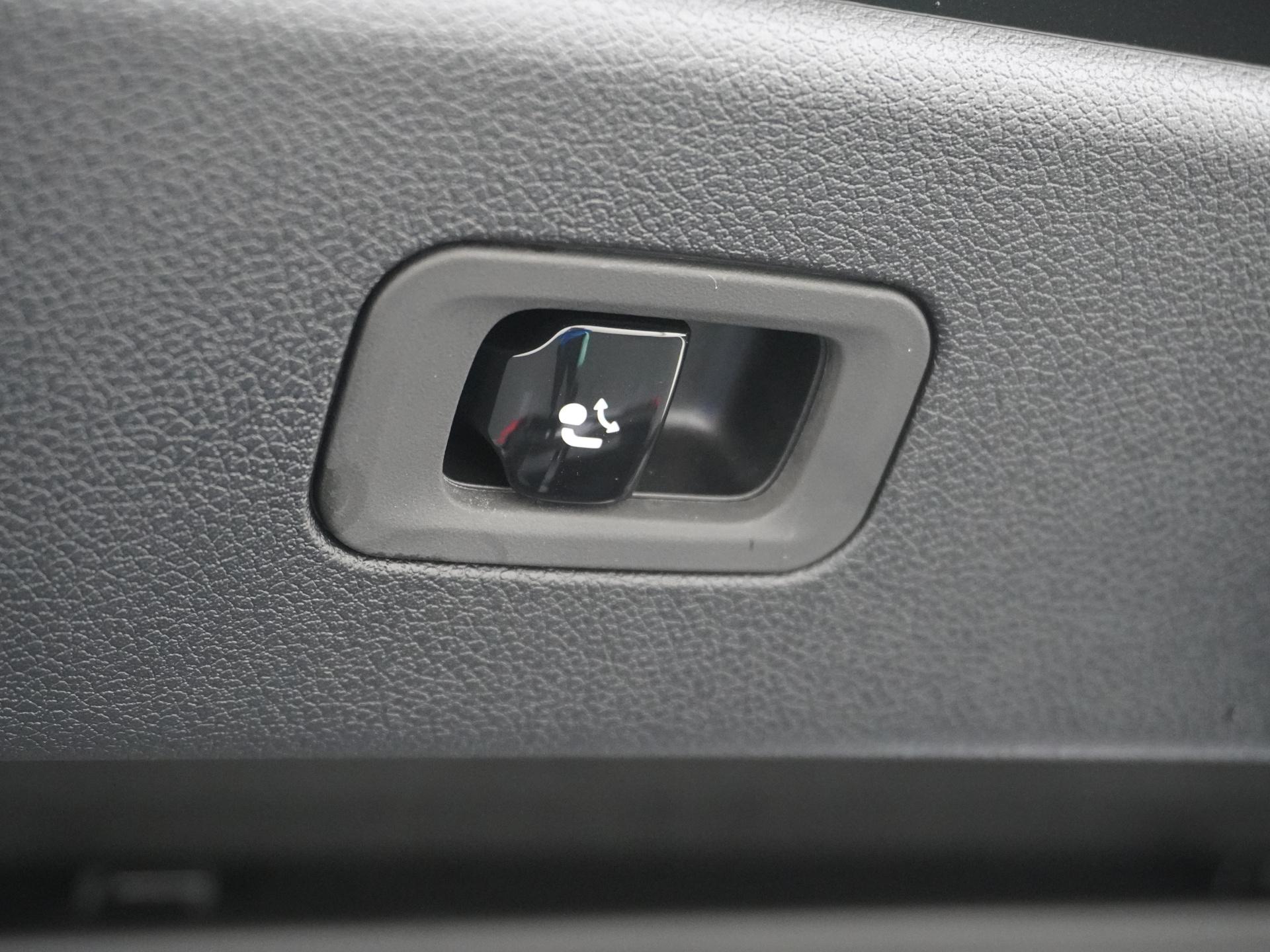 Mercedes-Benz CLA-Klasse 250+ Launch Edition 85 kWh Accu 14