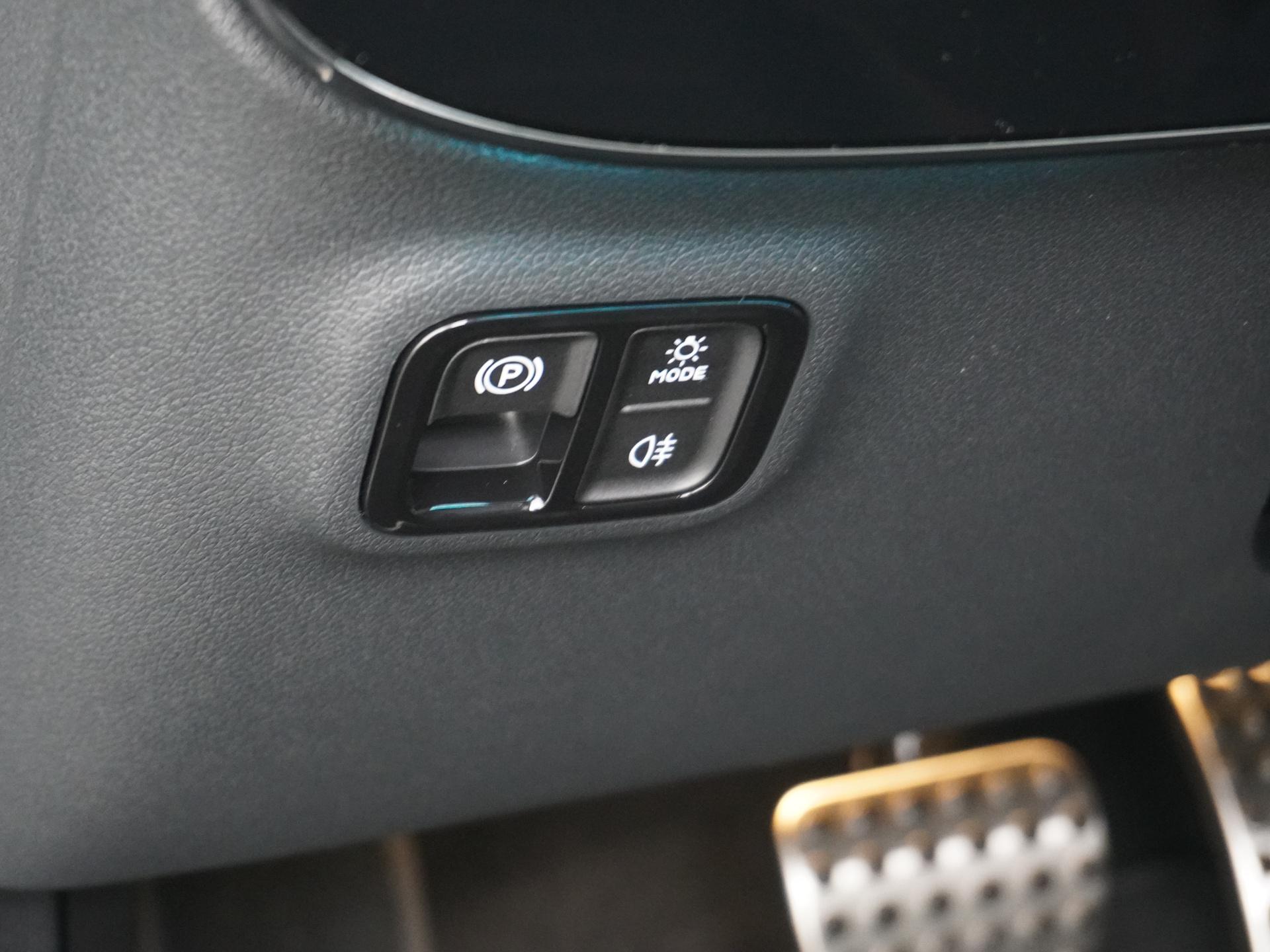 Mercedes-Benz CLA-Klasse 250+ Launch Edition 85 kWh Accu 22