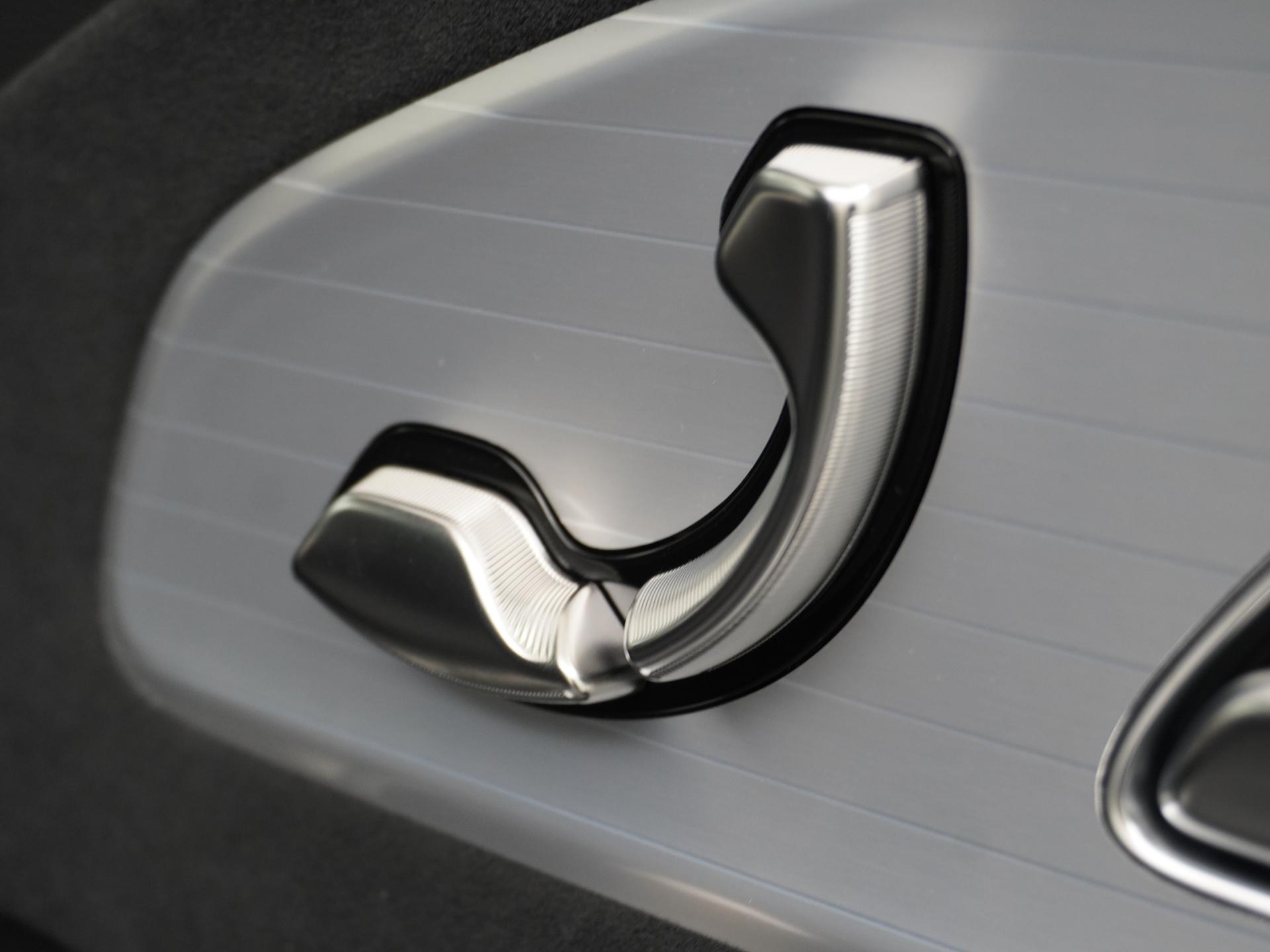 Mercedes-Benz CLA-Klasse 250+ Launch Edition 85 kWh Accu 43