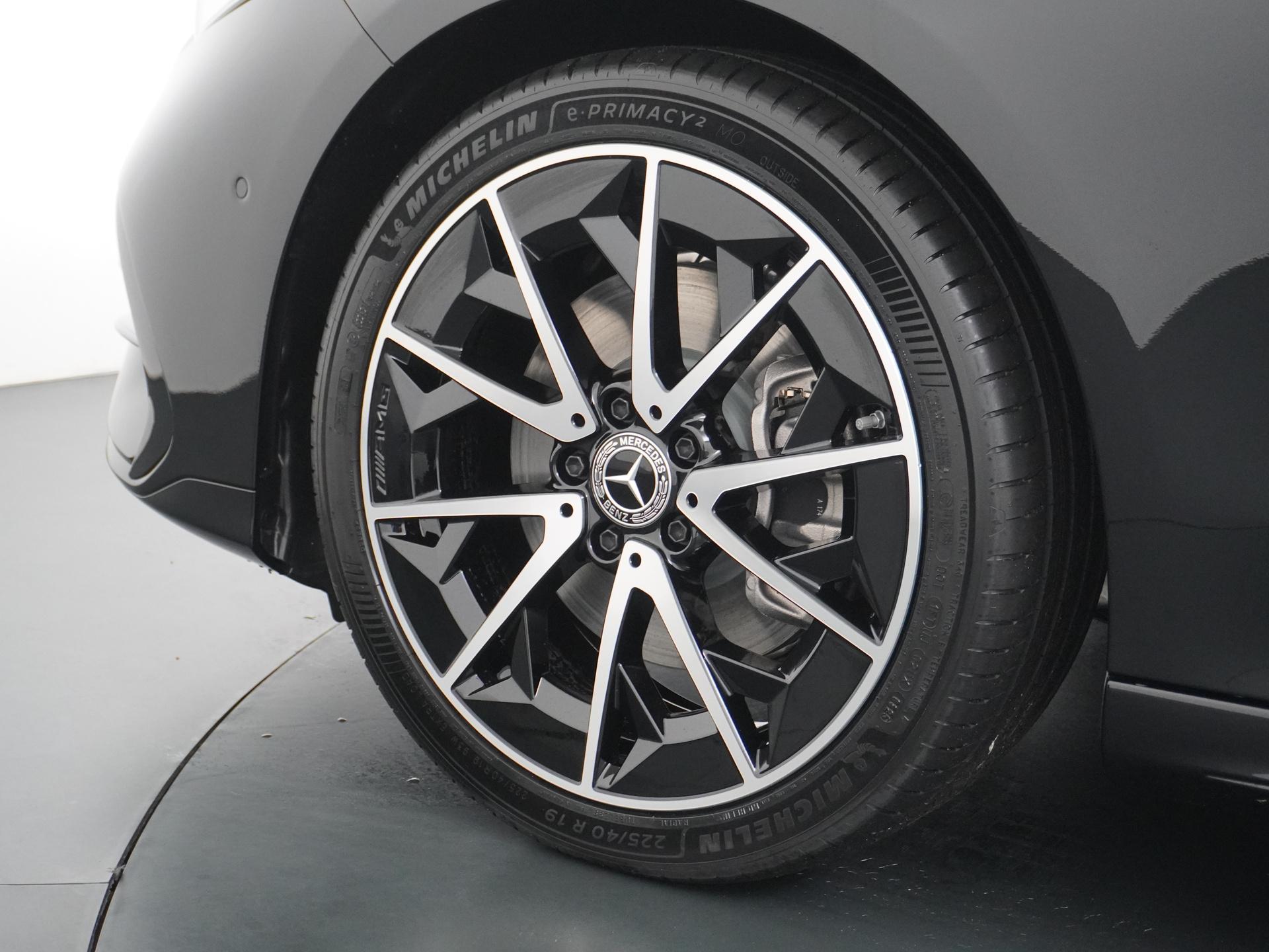 Mercedes-Benz CLA-Klasse 250+ Launch Edition 85 kWh Accu 13