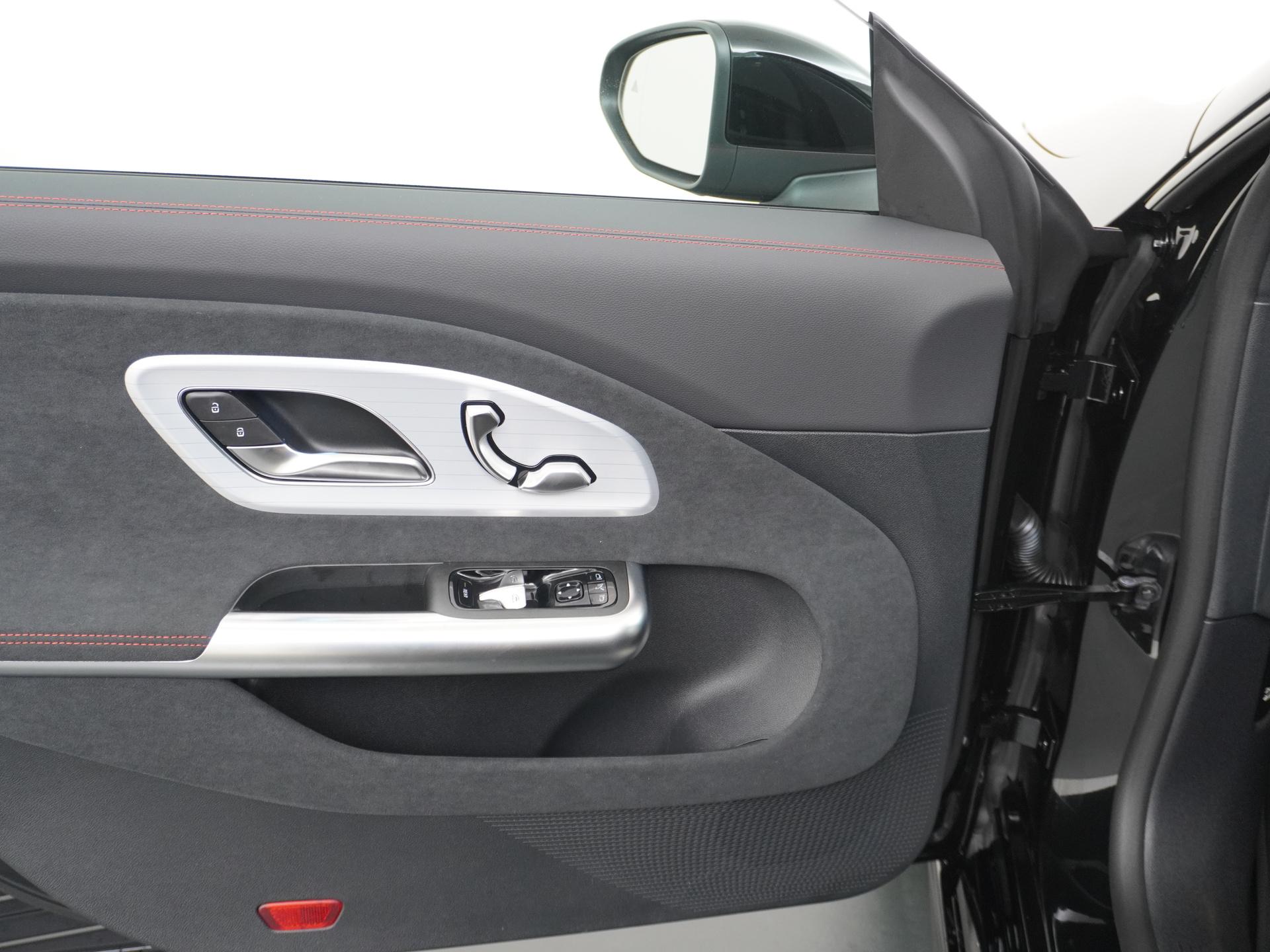 Mercedes-Benz CLA-Klasse 250+ Launch Edition 85 kWh Accu 16