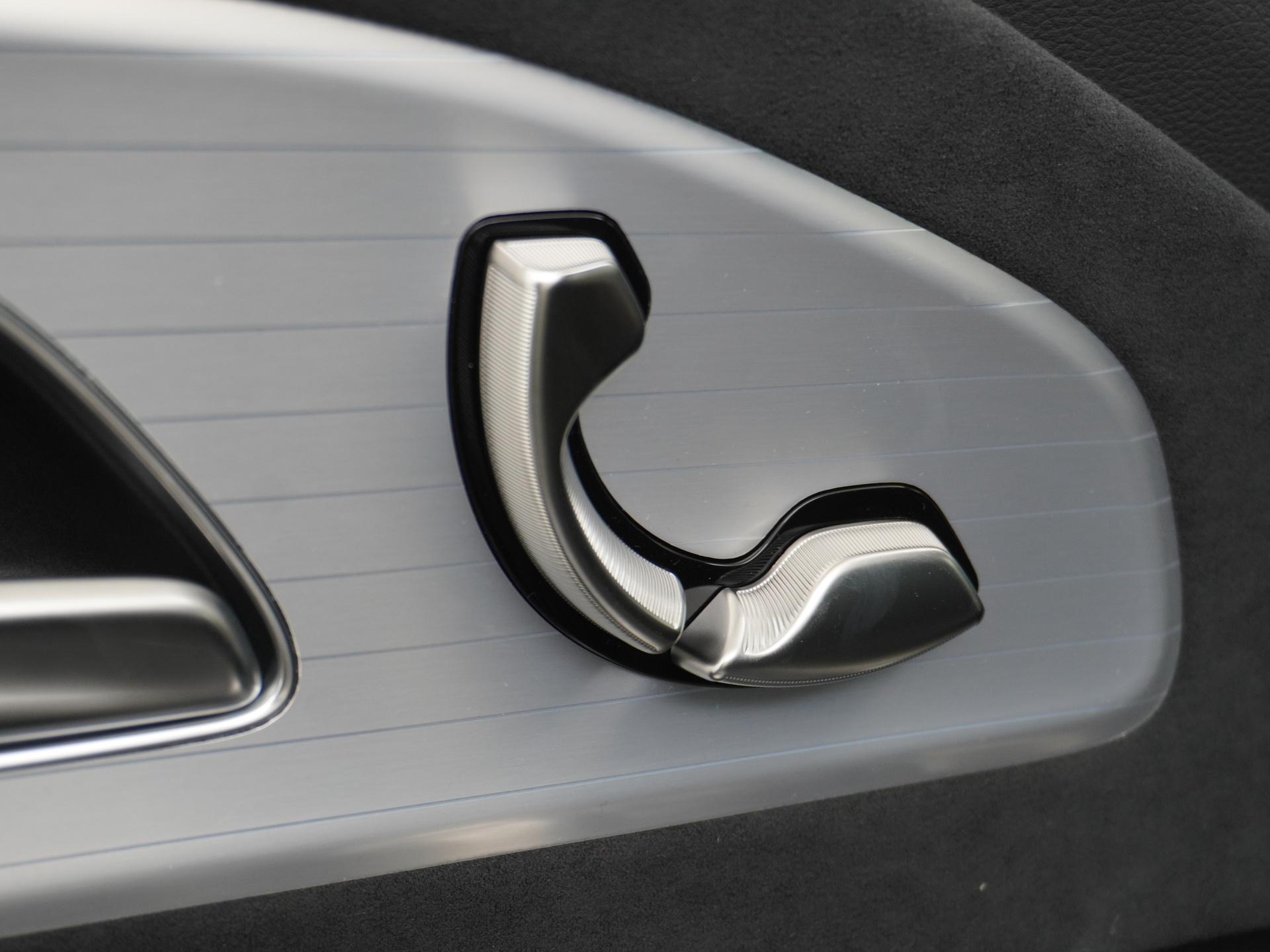 Mercedes-Benz CLA-Klasse 250+ Launch Edition 85 kWh Accu 19