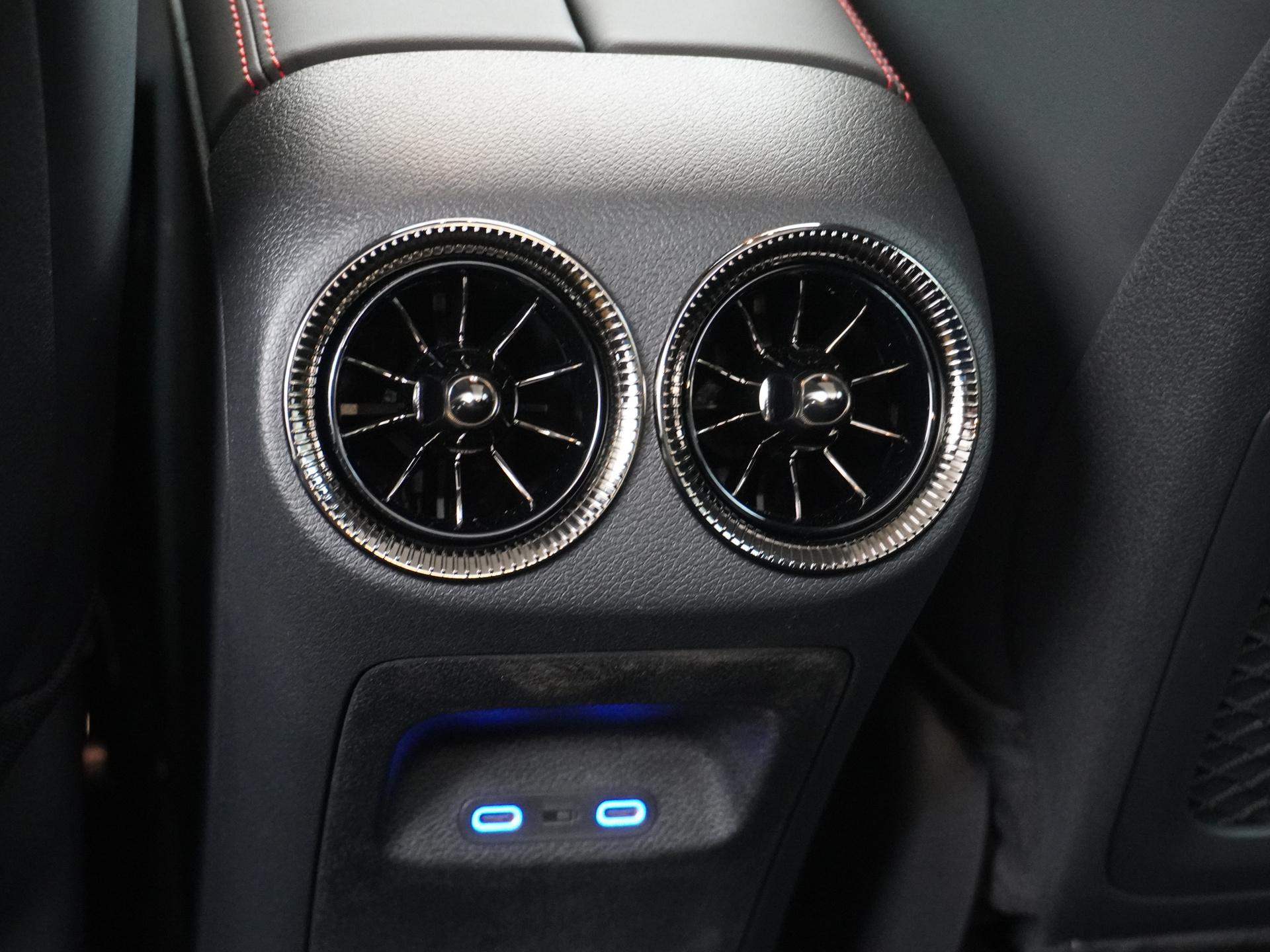 Mercedes-Benz CLA-Klasse 250+ Launch Edition 85 kWh Accu 24