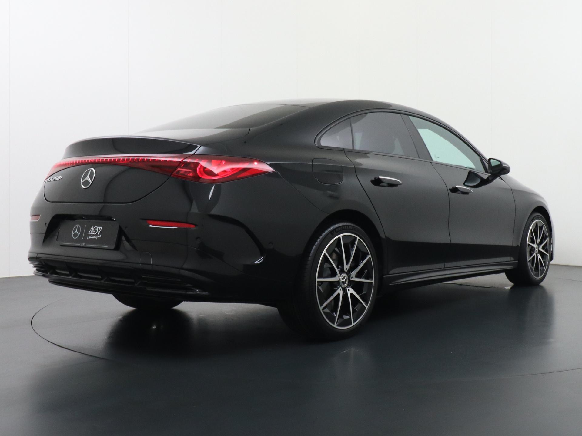 Mercedes-Benz CLA-Klasse 250+ Launch Edition 85 kWh Accu 4