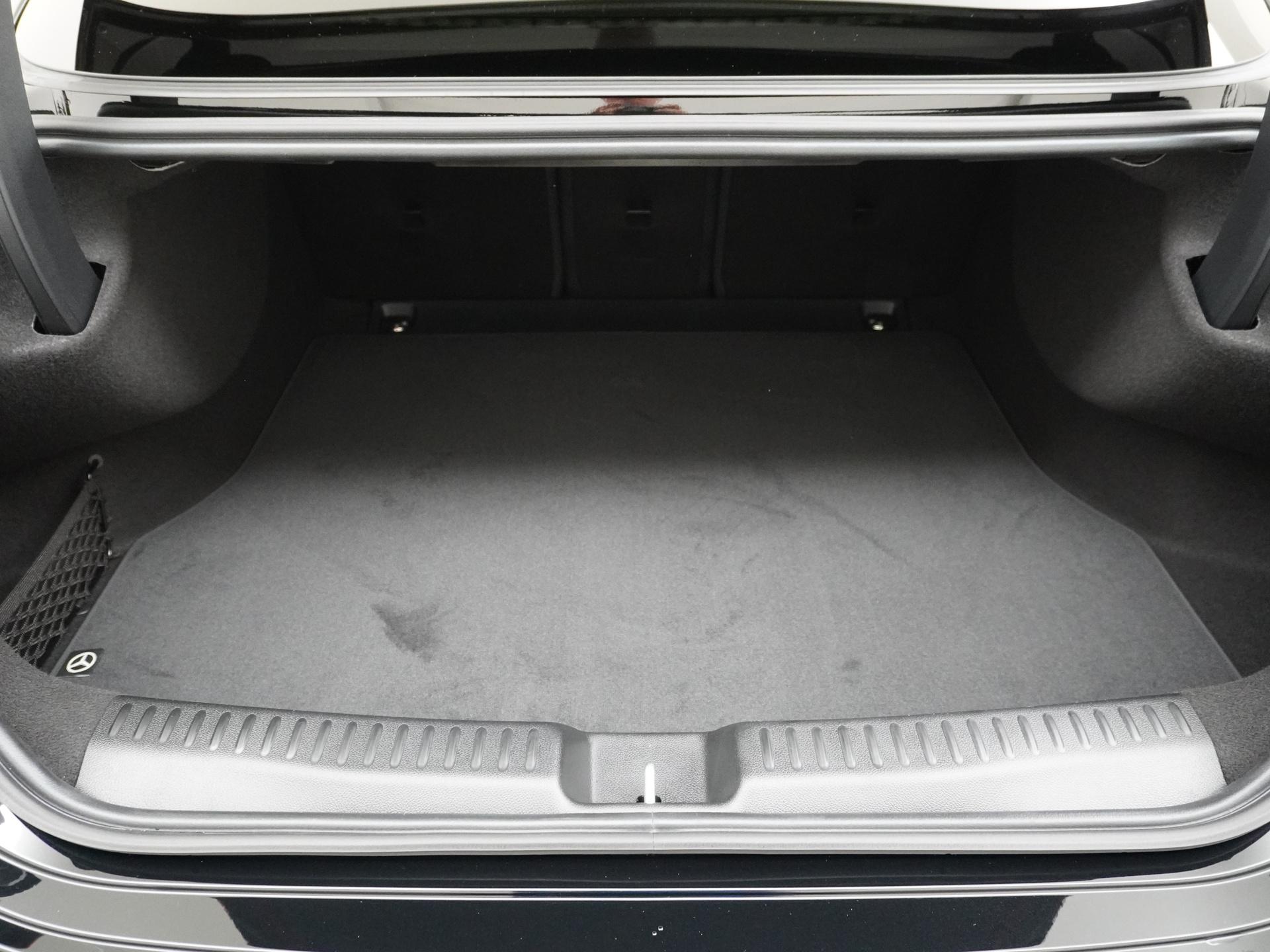 Mercedes-Benz CLA-Klasse 250+ Launch Edition 85 kWh Accu 12