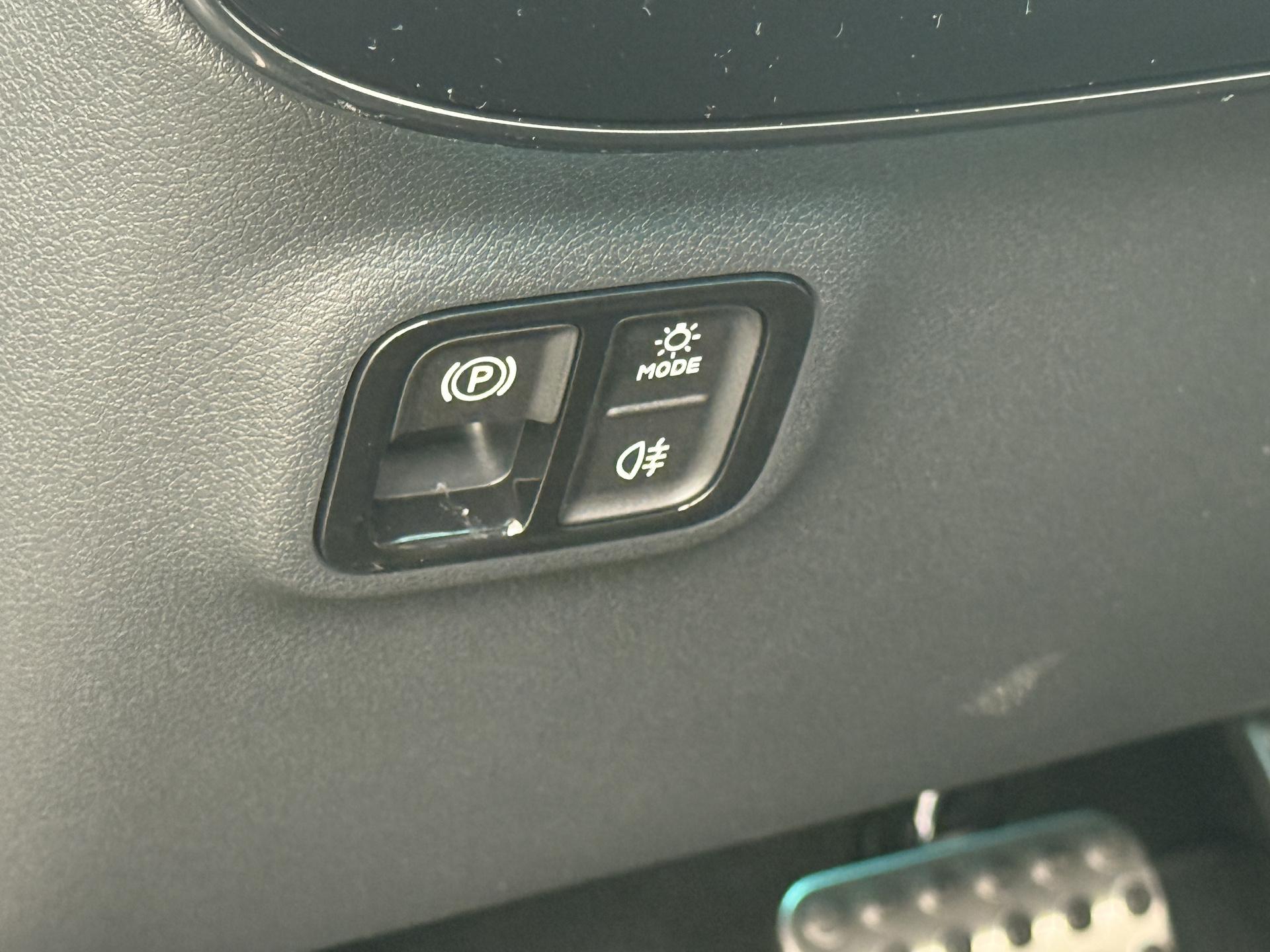 Mercedes-Benz CLA-Klasse 250+ Launch Edition 85 kWh Accu 21