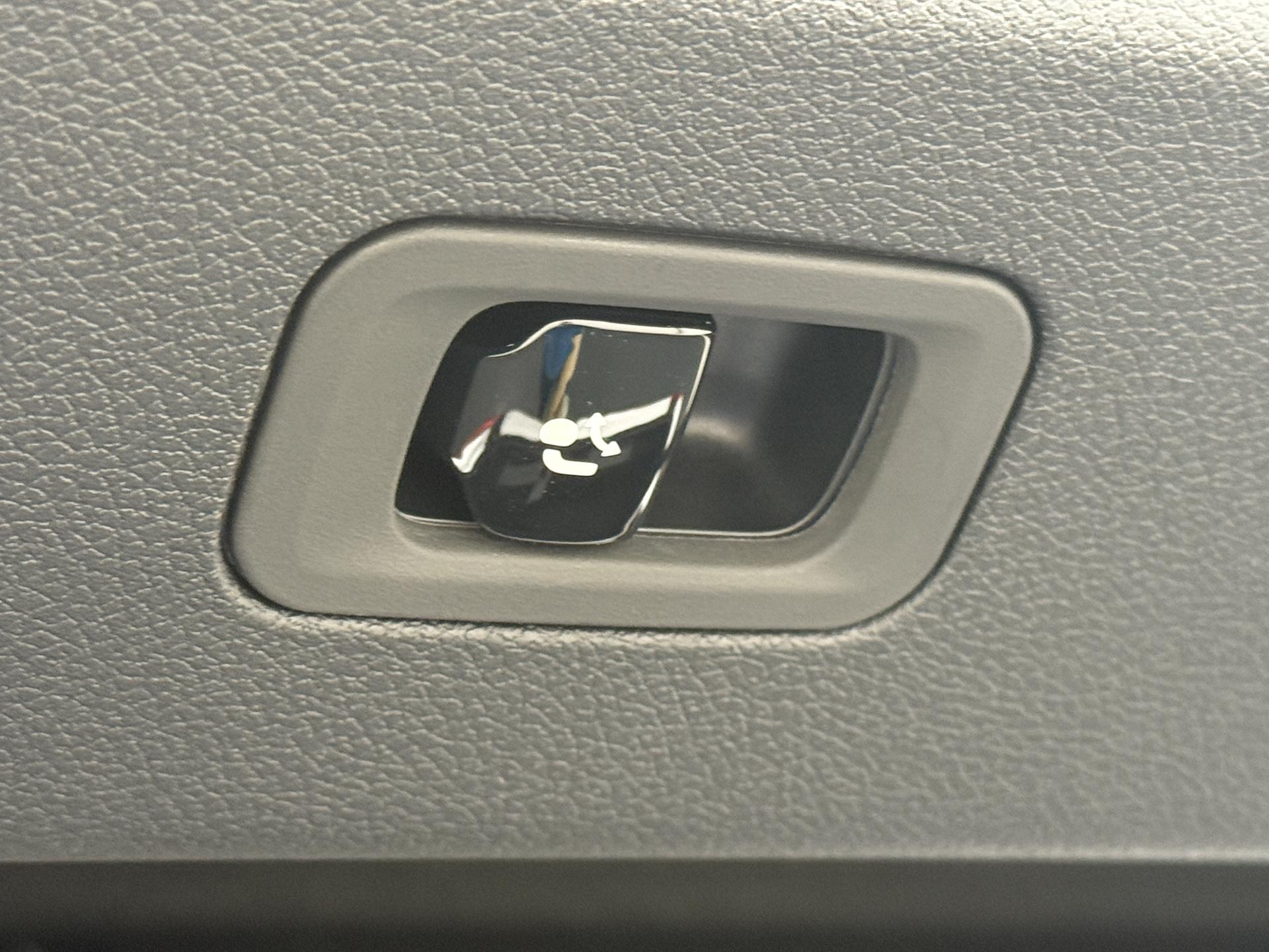 Mercedes-Benz CLA-Klasse 250+ Launch Edition 85 kWh Accu 14