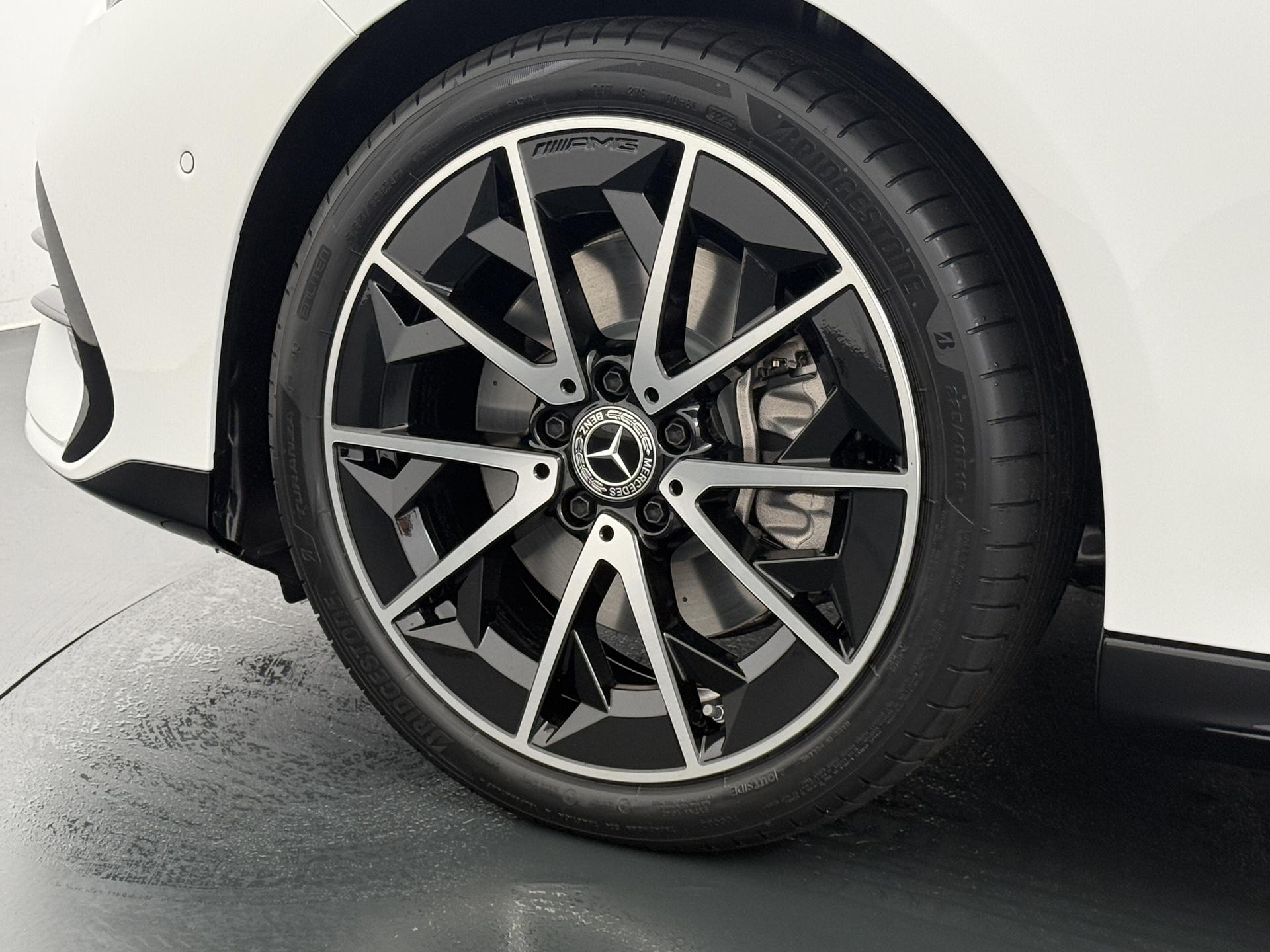 Mercedes-Benz CLA-Klasse 250+ Launch Edition 85 kWh Accu 15