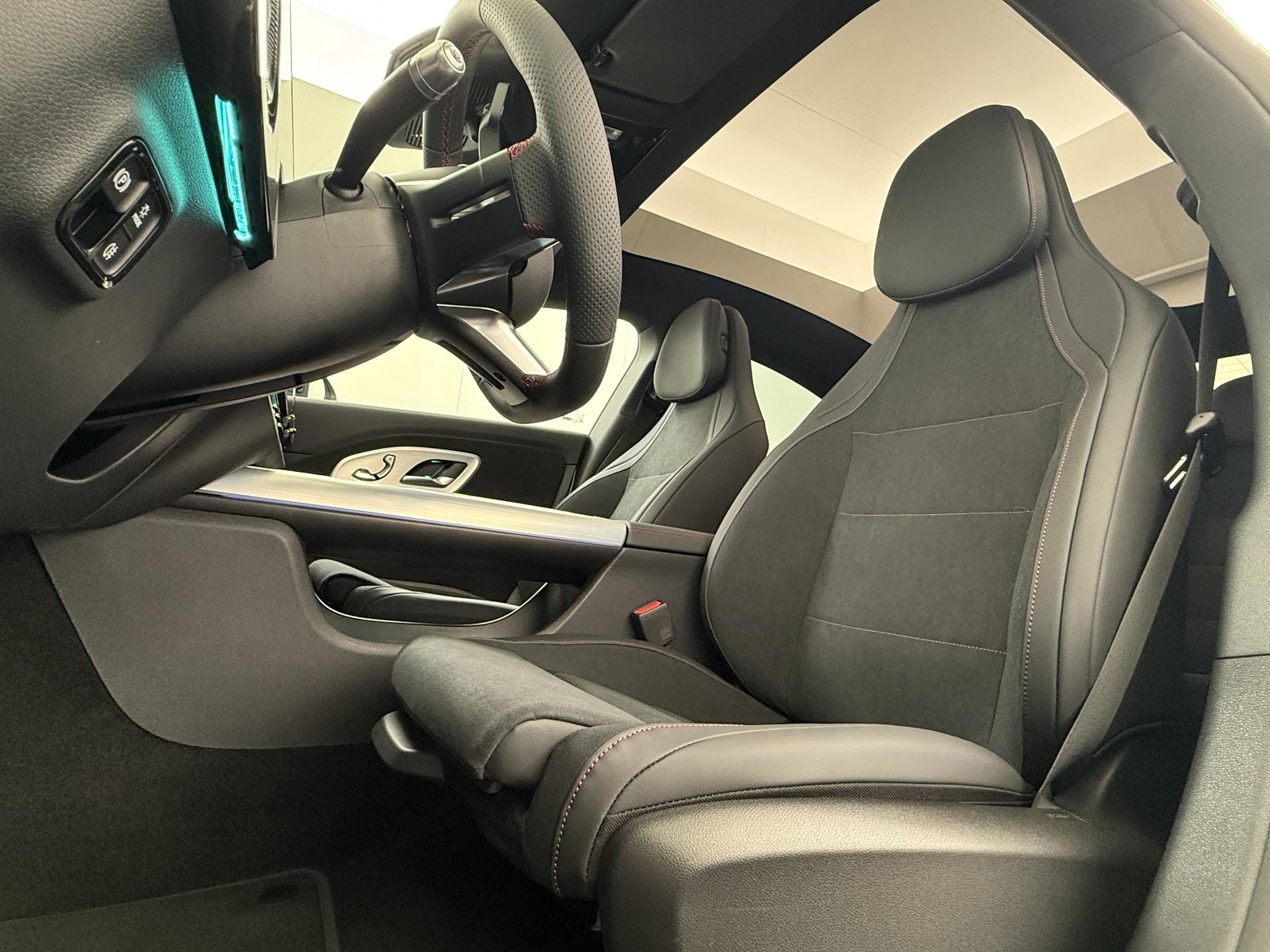 Mercedes-Benz CLA-Klasse 250+ Launch Edition 85 kWh Accu 20