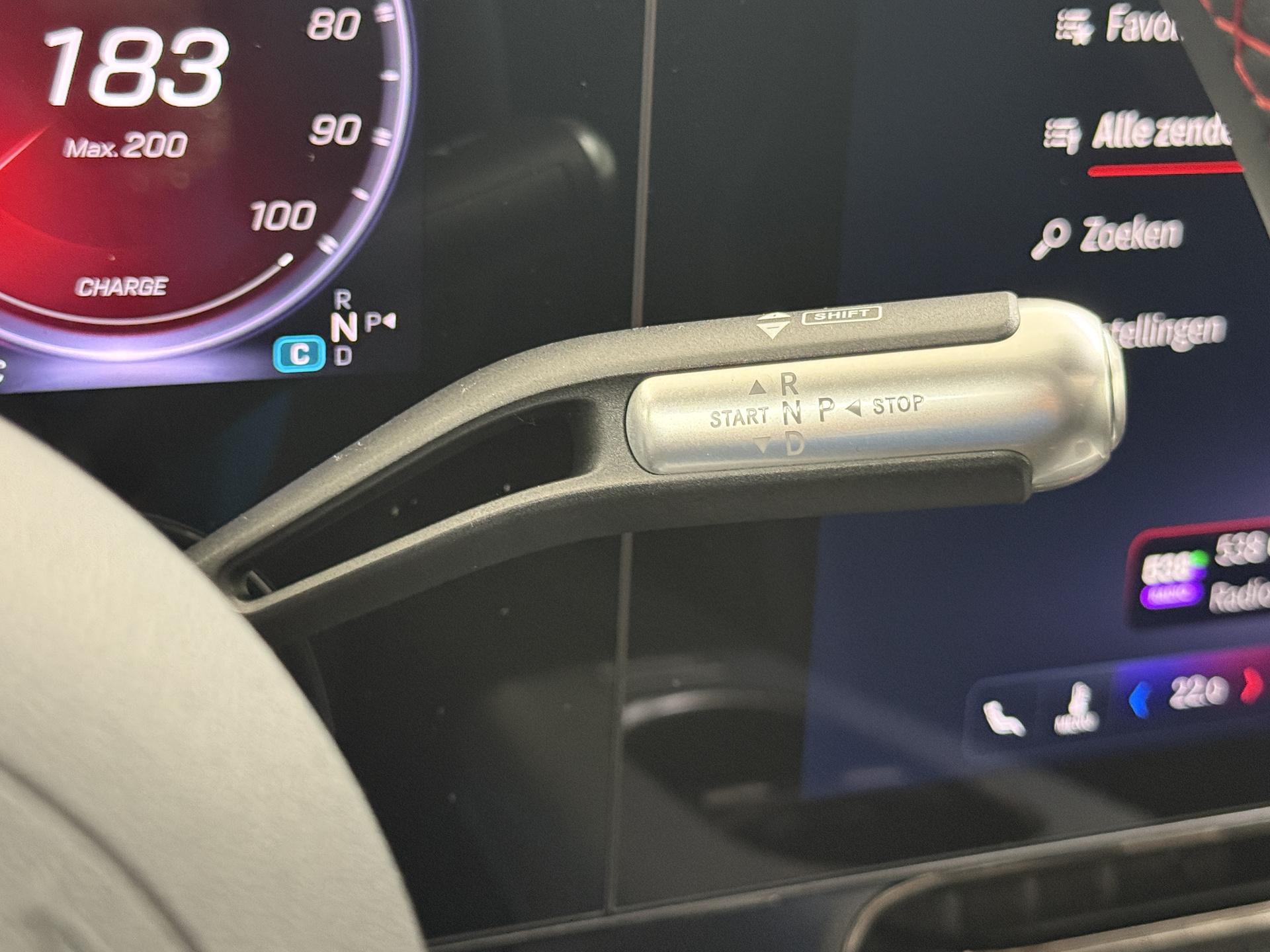 Mercedes-Benz CLA-Klasse 250+ Launch Edition 85 kWh Accu 27