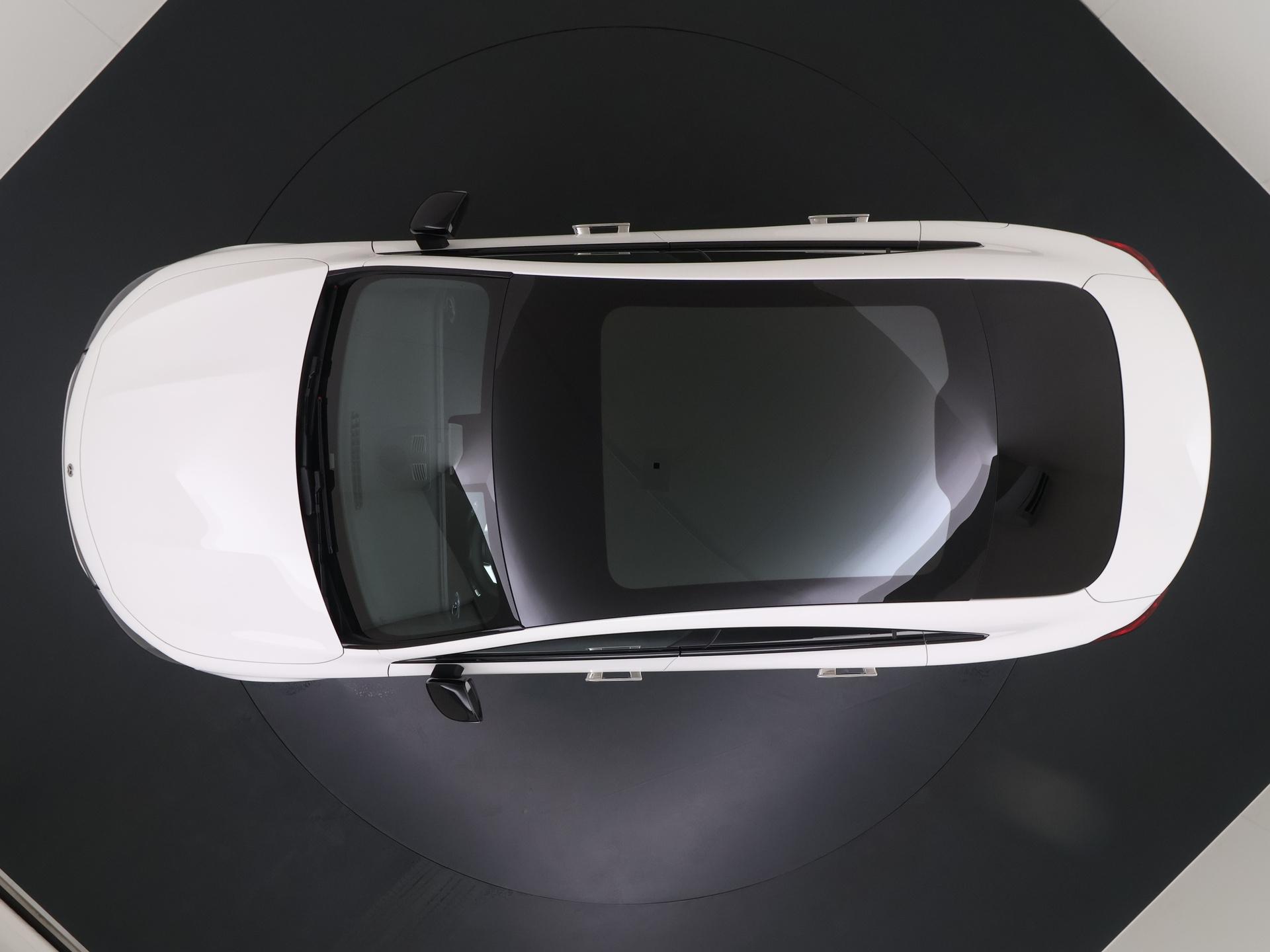 Mercedes-Benz CLA-Klasse 250+ Launch Edition 85 kWh Accu 8