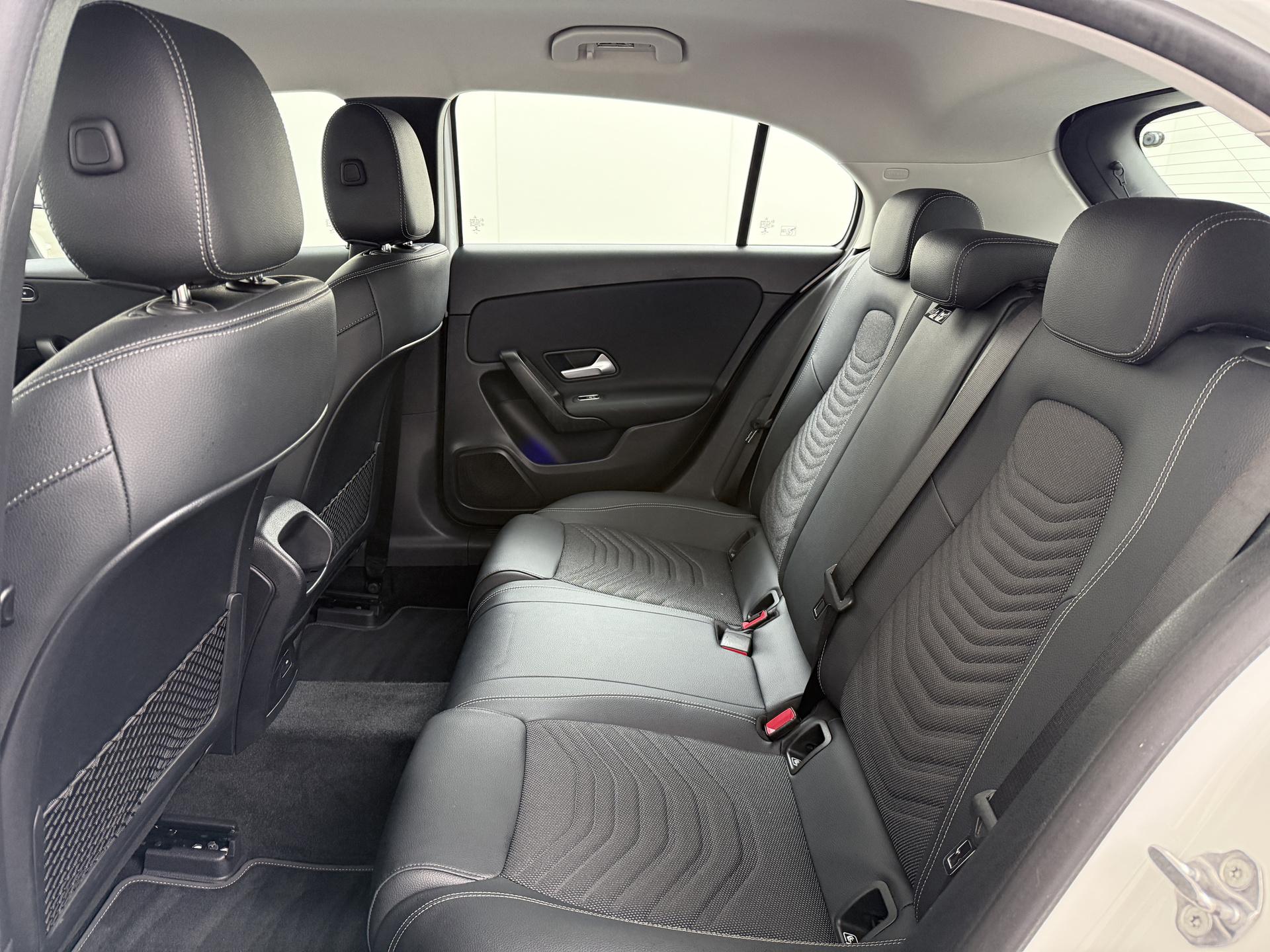 Mercedes-Benz A-Klasse 250 e 16