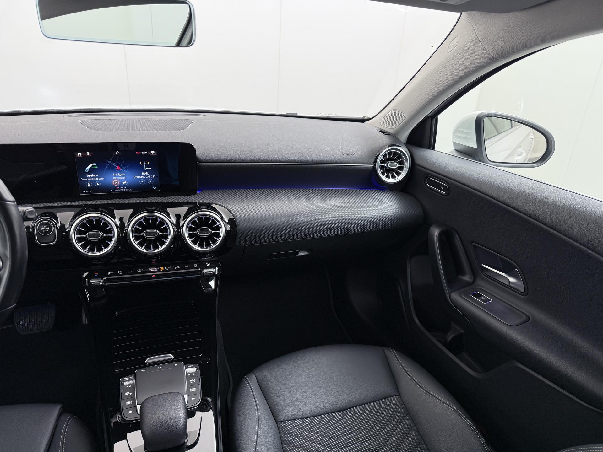 Mercedes-Benz A-Klasse 250 e 19