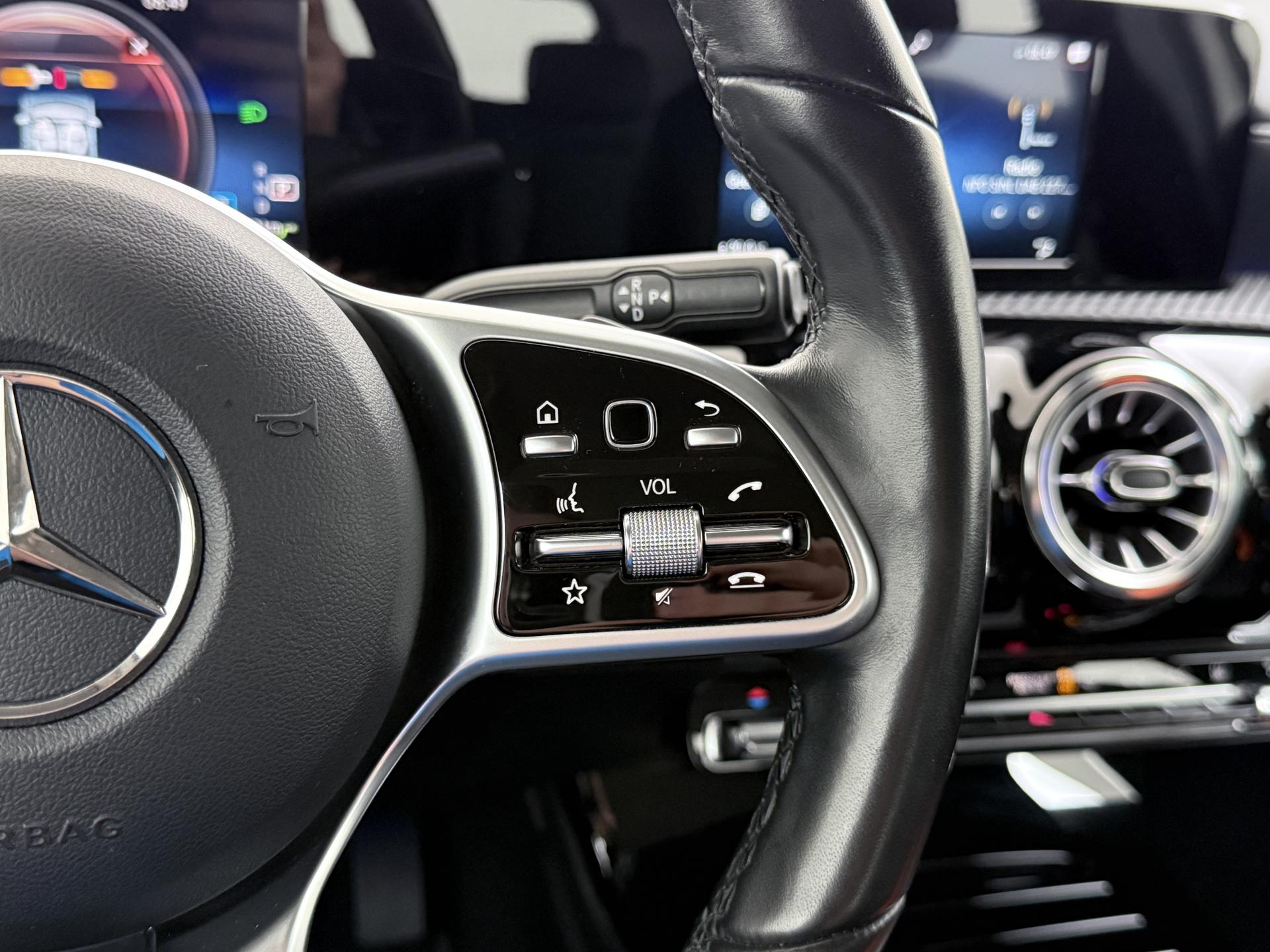 Mercedes-Benz A-Klasse 250 e 23