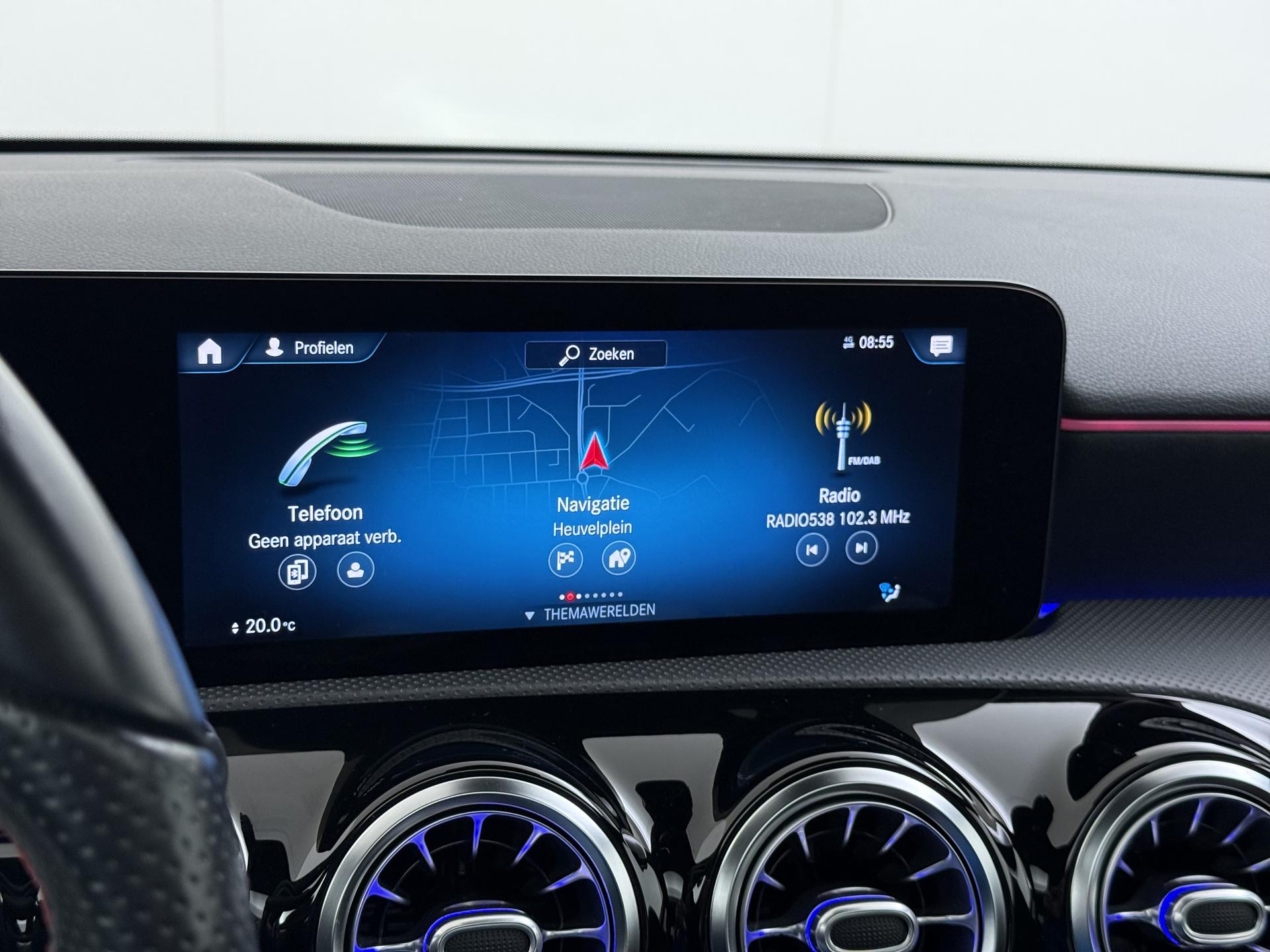 Mercedes-Benz A-klasse 250 e AMG 31