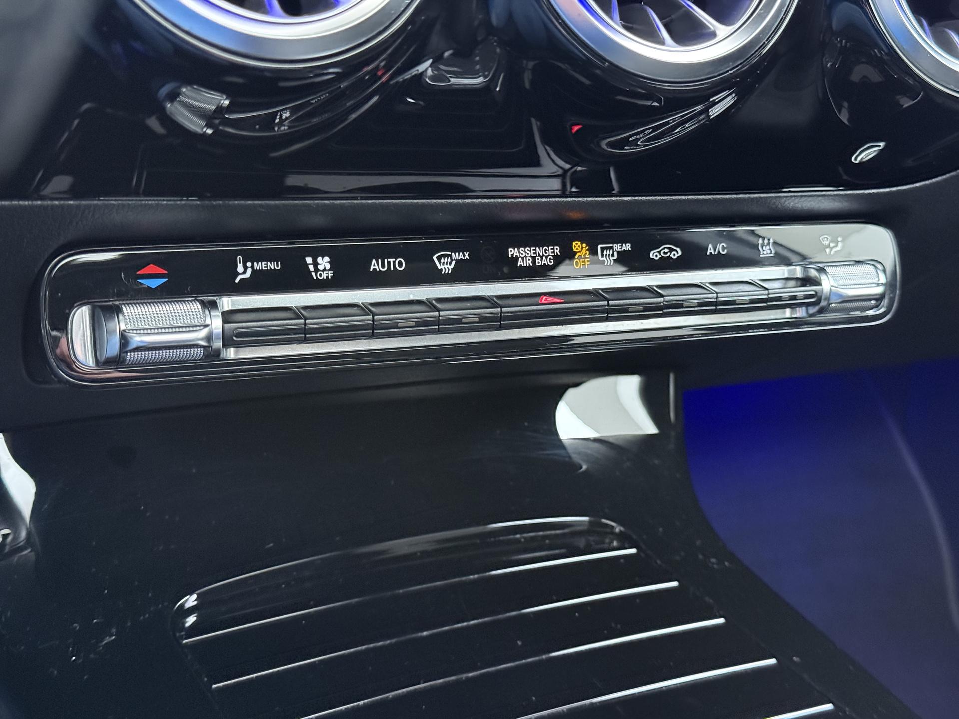 Mercedes-Benz A-klasse 250 e AMG 40