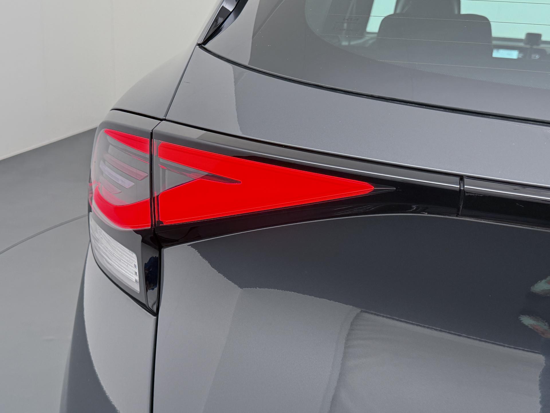 Kia Sportage 1.6 T-GDi Plug-in Hybrid AWD GT-Line 4