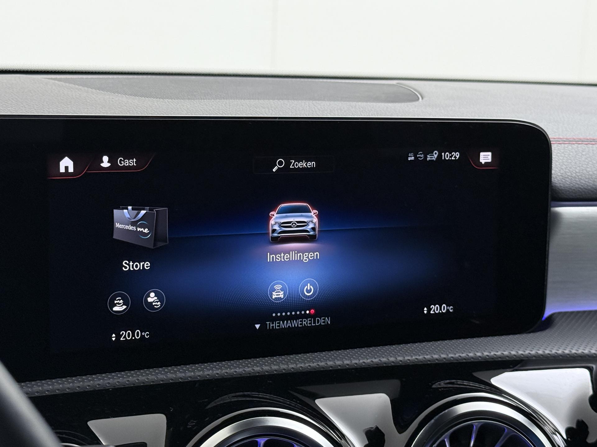 Mercedes-Benz CLA-Klasse 250 e AMG Line 34