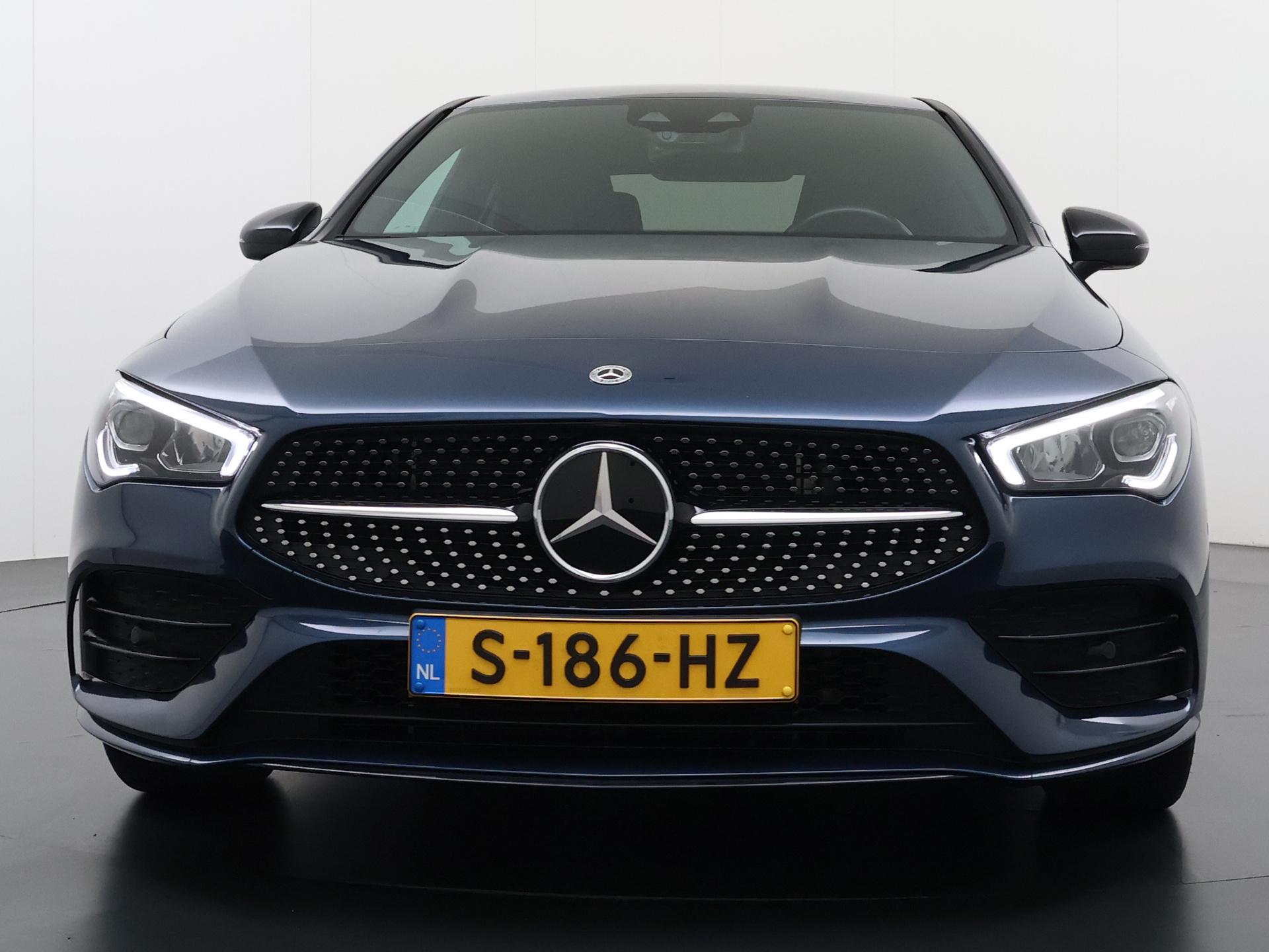 Mercedes-Benz CLA-Klasse 250 e AMG Line 7