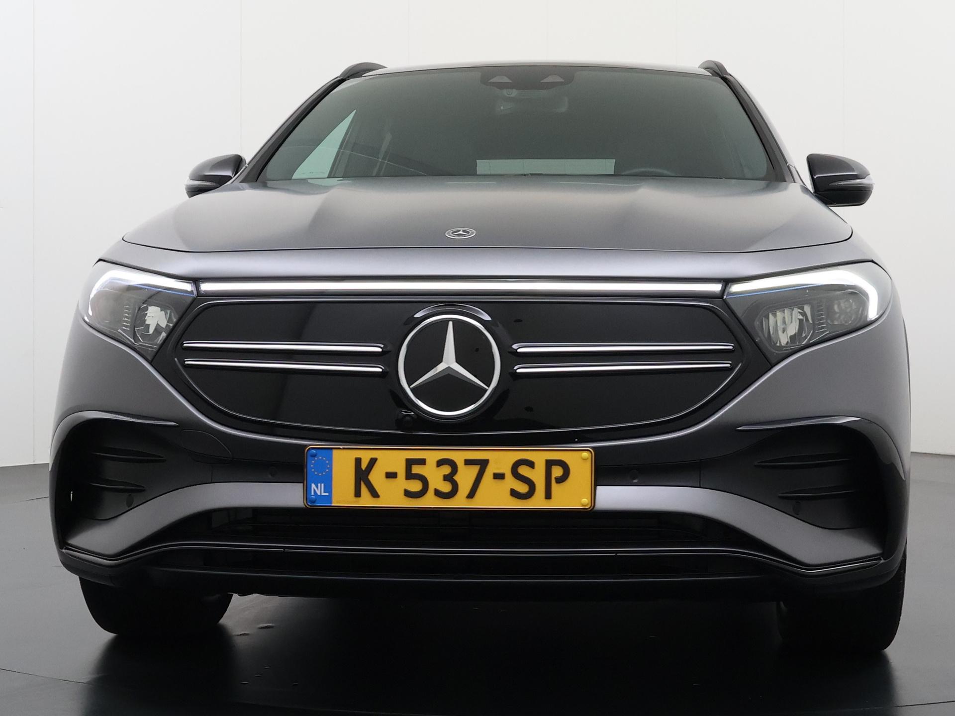 Mercedes-Benz EQA 250 AMG Line 67 kWh 10