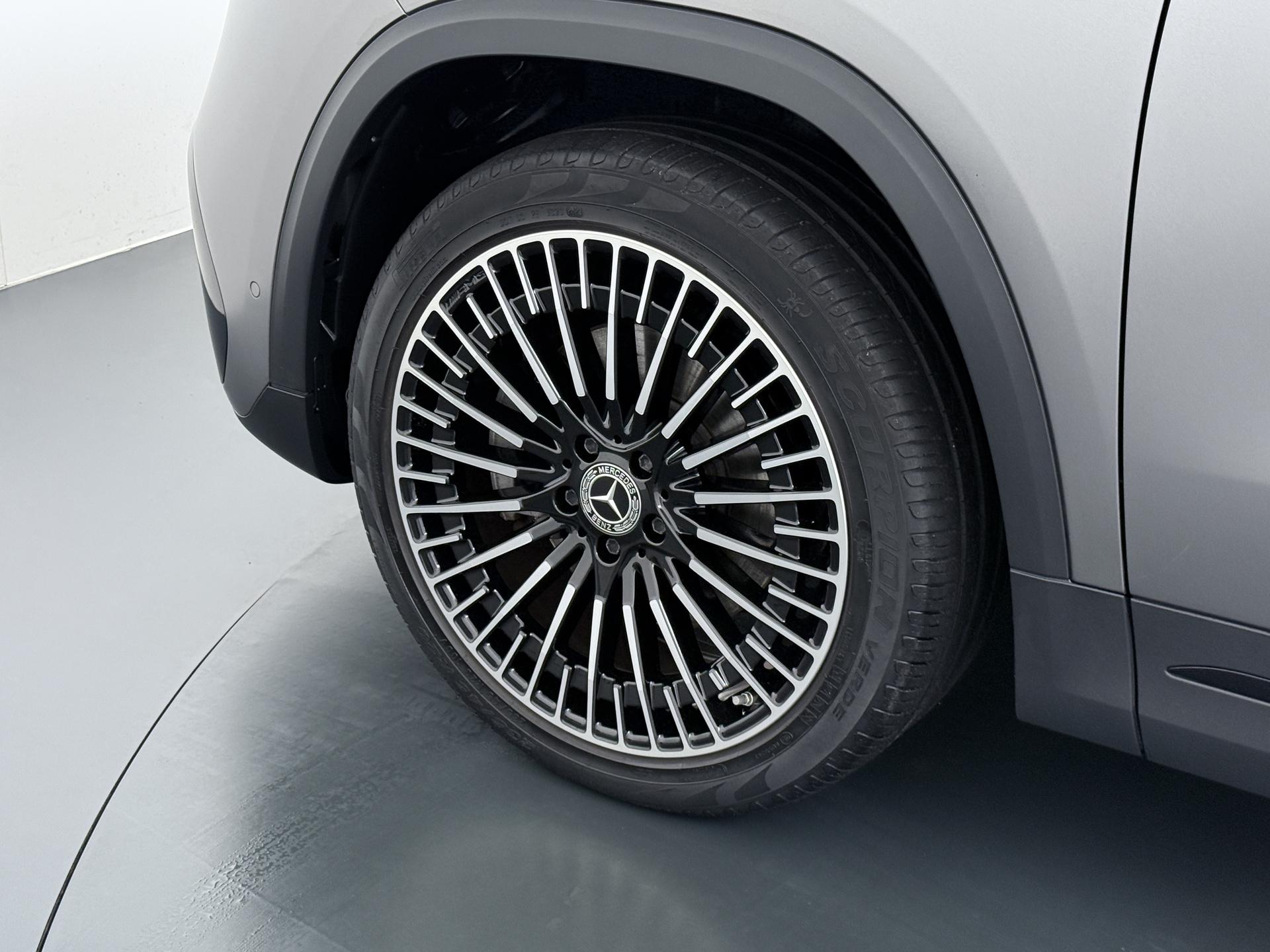 Mercedes-Benz EQA 250 AMG Line 67 kWh 18