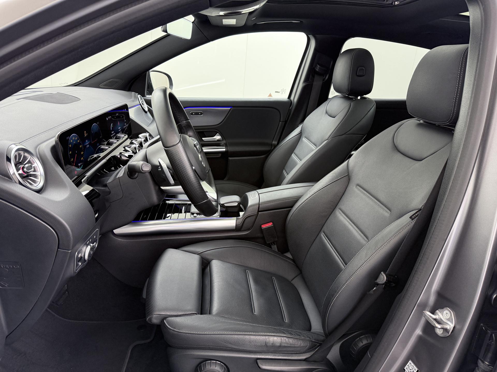 Mercedes-Benz EQA 250 AMG Line 67 kWh 21