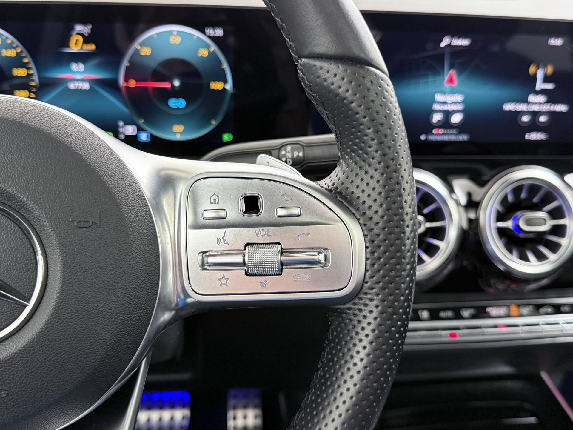 Mercedes-Benz EQA 250 AMG Line 67 kWh 31