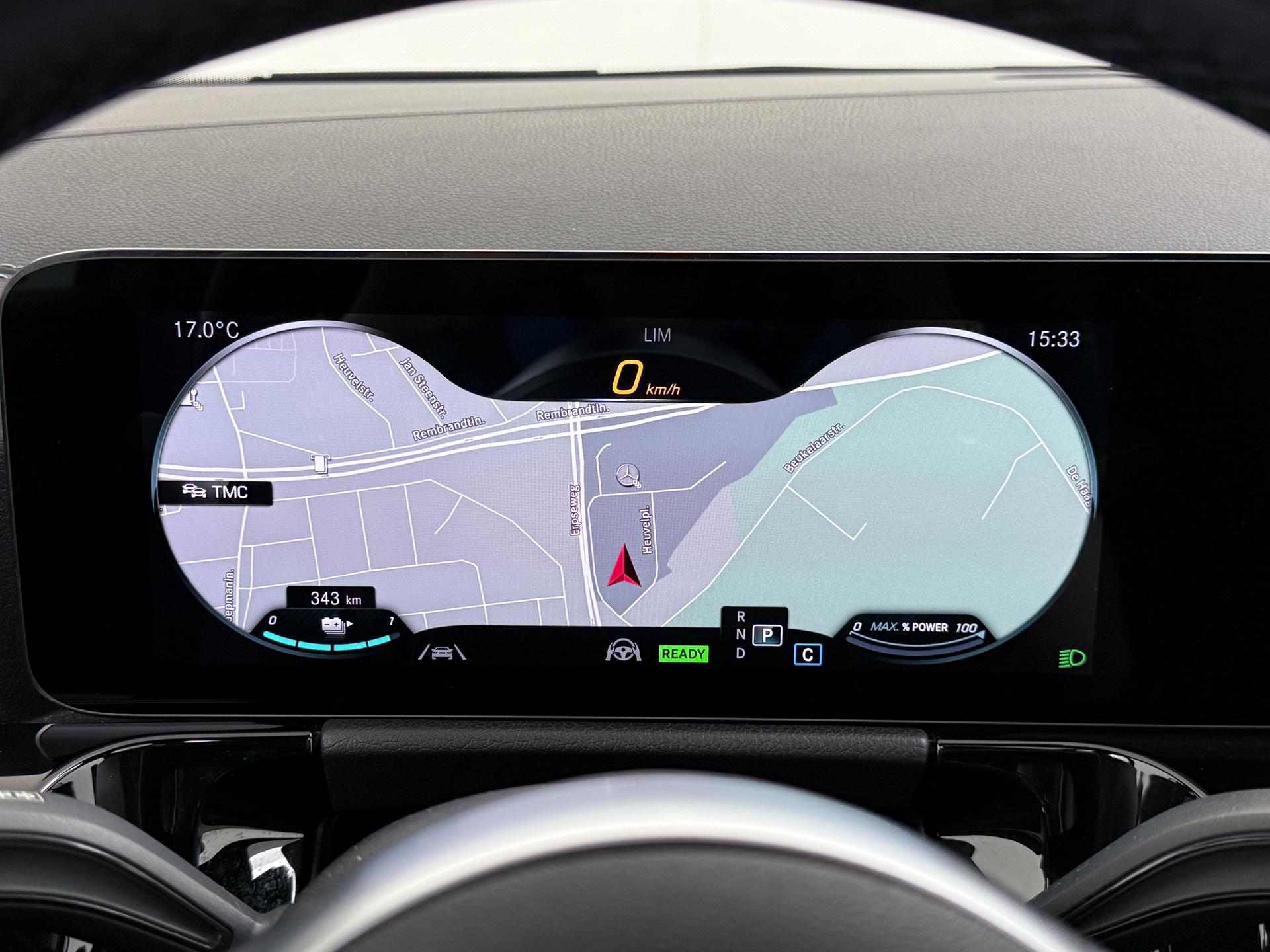 Mercedes-Benz EQA 250 AMG Line 67 kWh 33