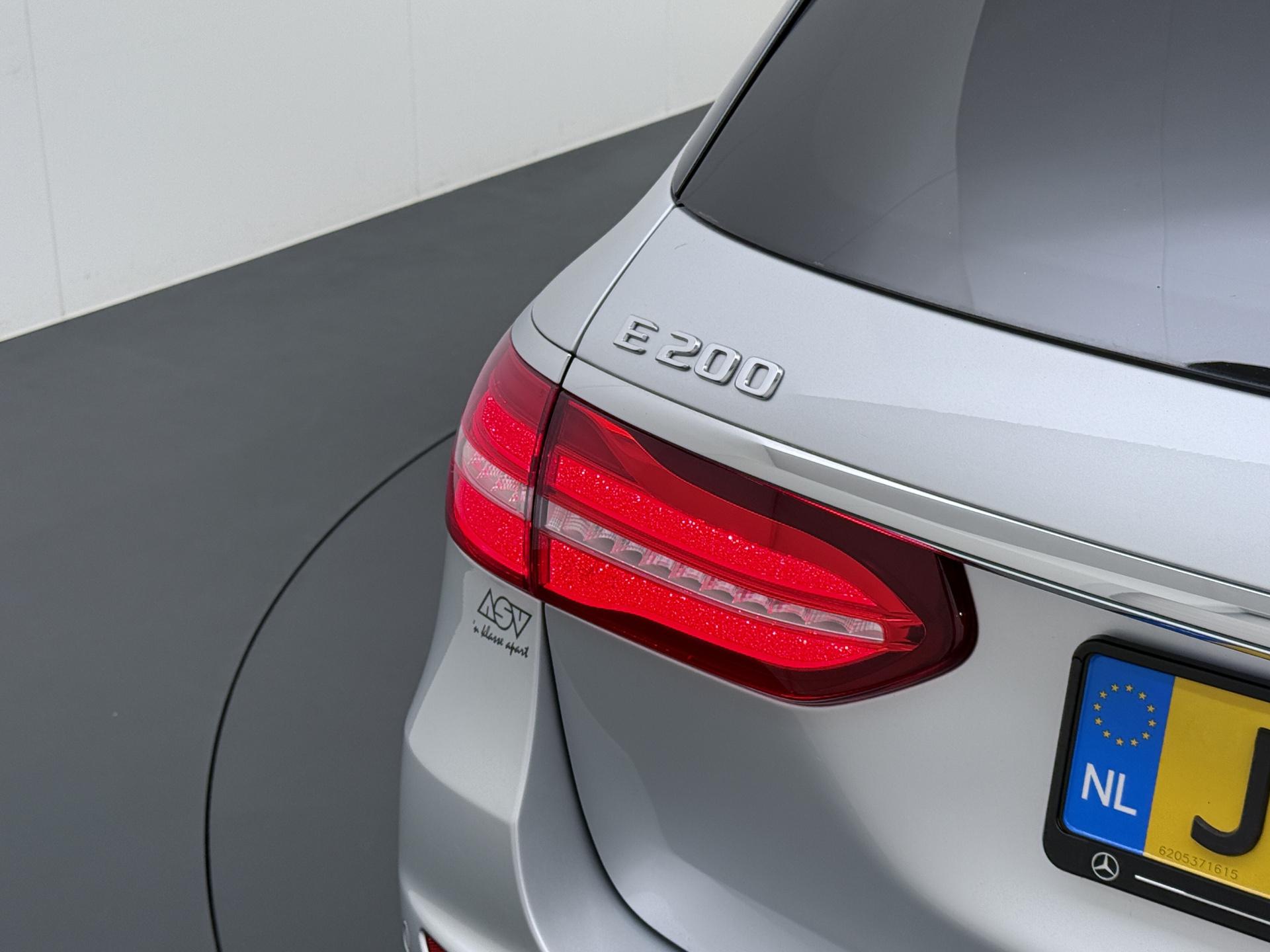 Mercedes-Benz E-Klasse Estate 200 Business Solution AMG 15