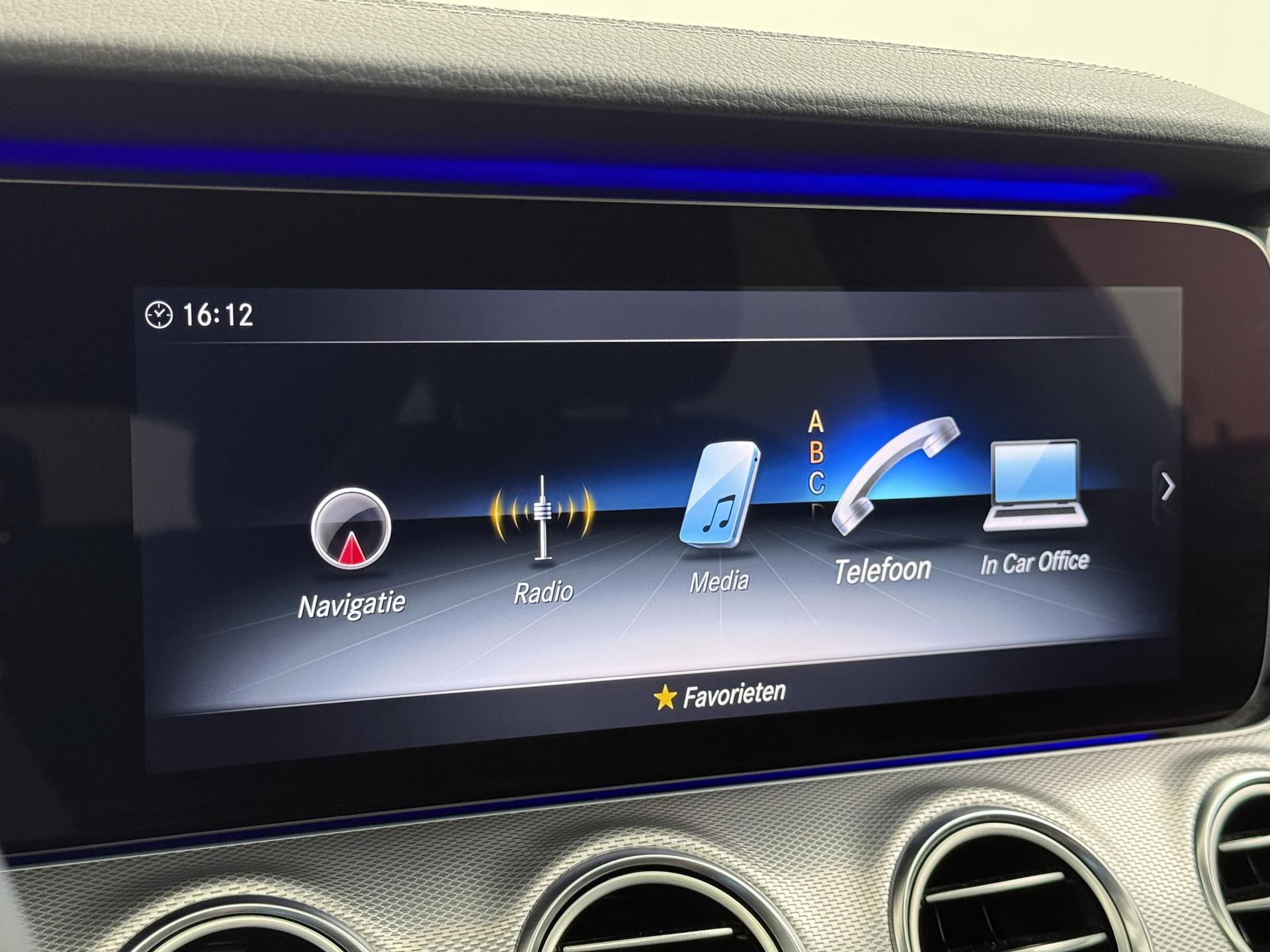 Mercedes-Benz E-Klasse Estate 200 Business Solution AMG 39