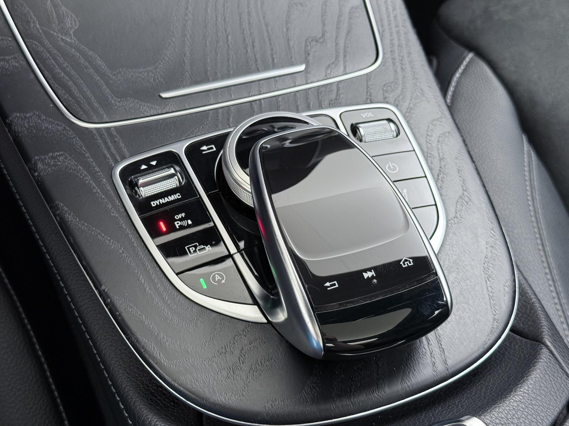 Mercedes-Benz E-Klasse Estate 200 Business Solution AMG 44