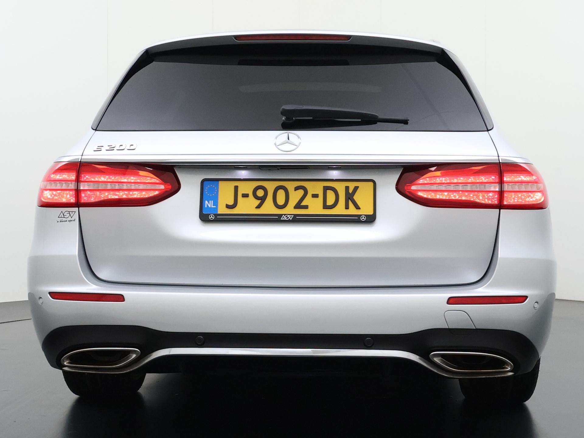 Mercedes-Benz E-Klasse Estate 200 Business Solution AMG 6