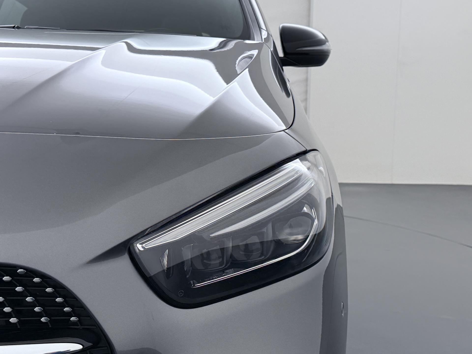 Mercedes-Benz B-Klasse 250 e AMG Line 17