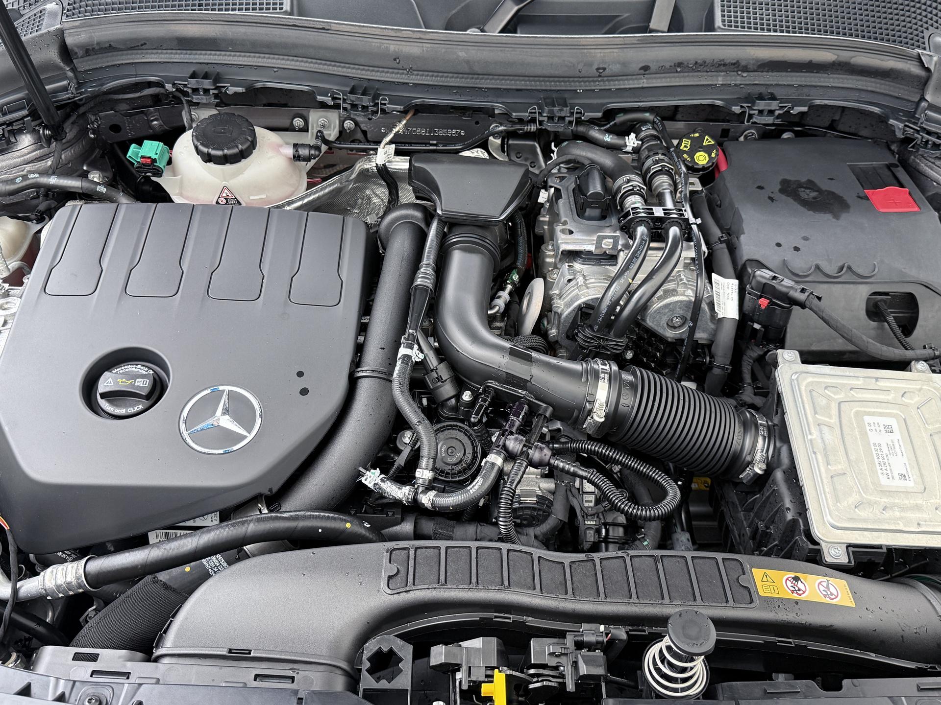 Mercedes-Benz B-Klasse 250 e AMG Line 18