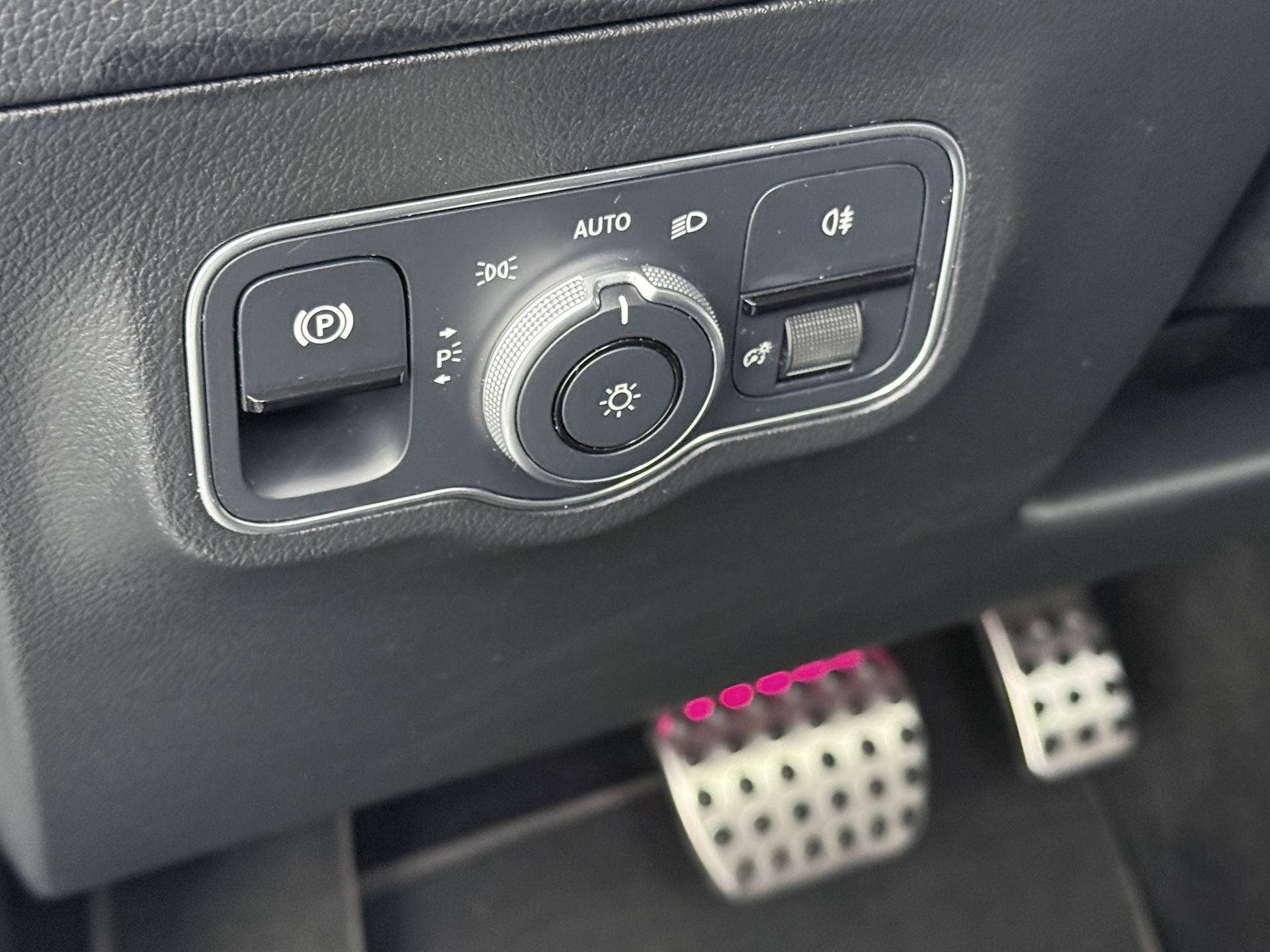 Mercedes-Benz B-Klasse 250 e AMG Line 23