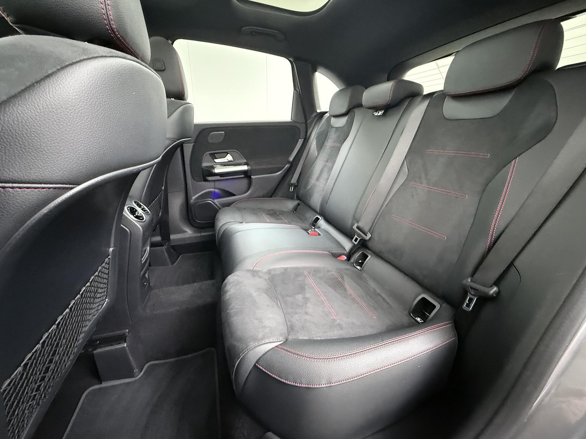 Mercedes-Benz B-Klasse 250 e AMG Line 26