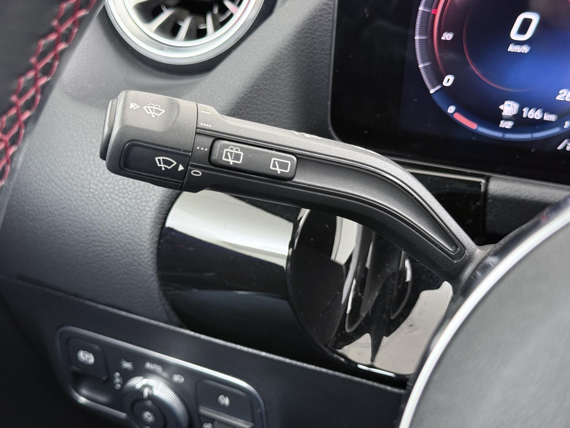 Mercedes-Benz B-Klasse 250 e AMG Line 31