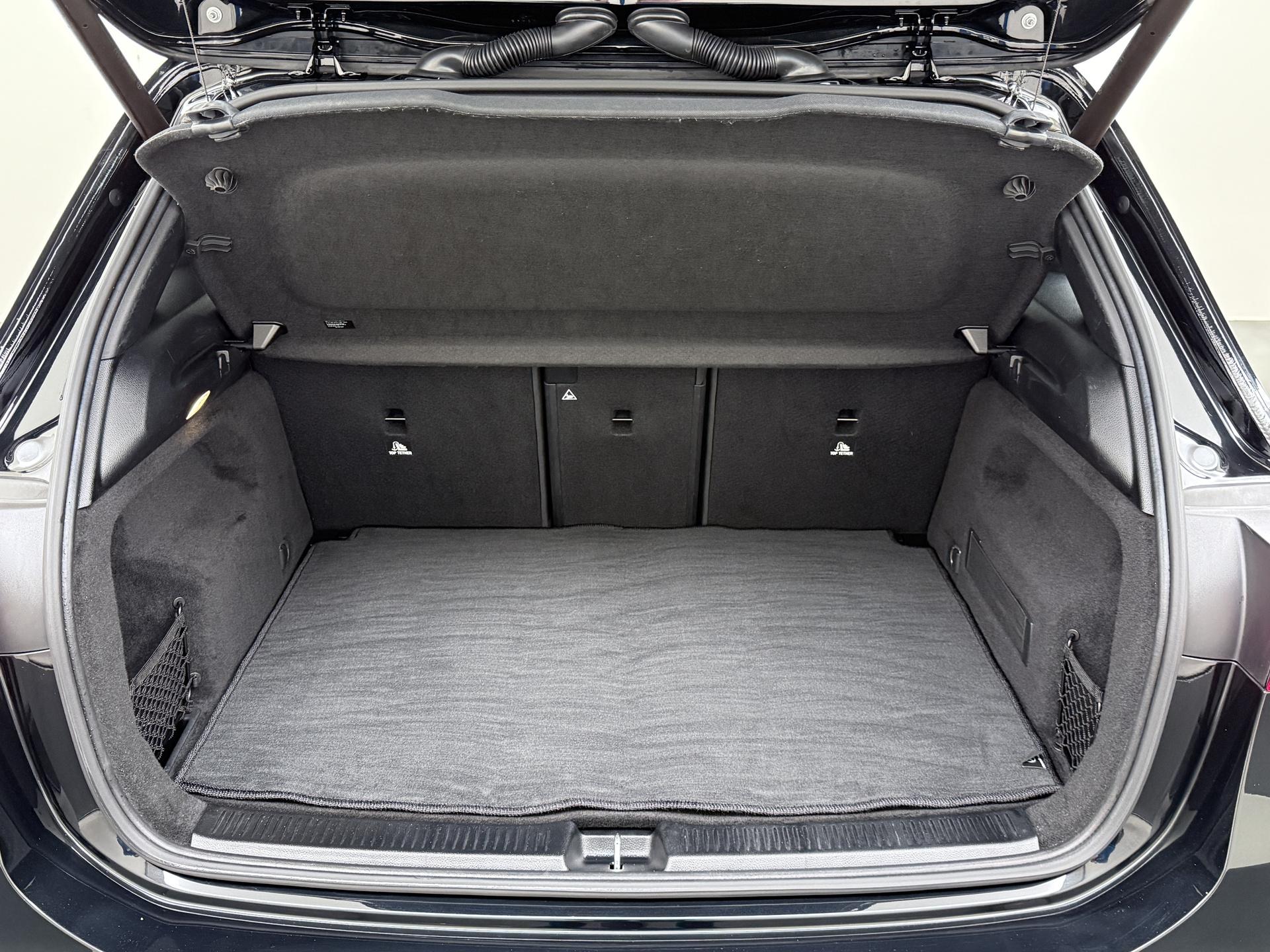 Mercedes-Benz B-Klasse 180 AMG Business Solution 16