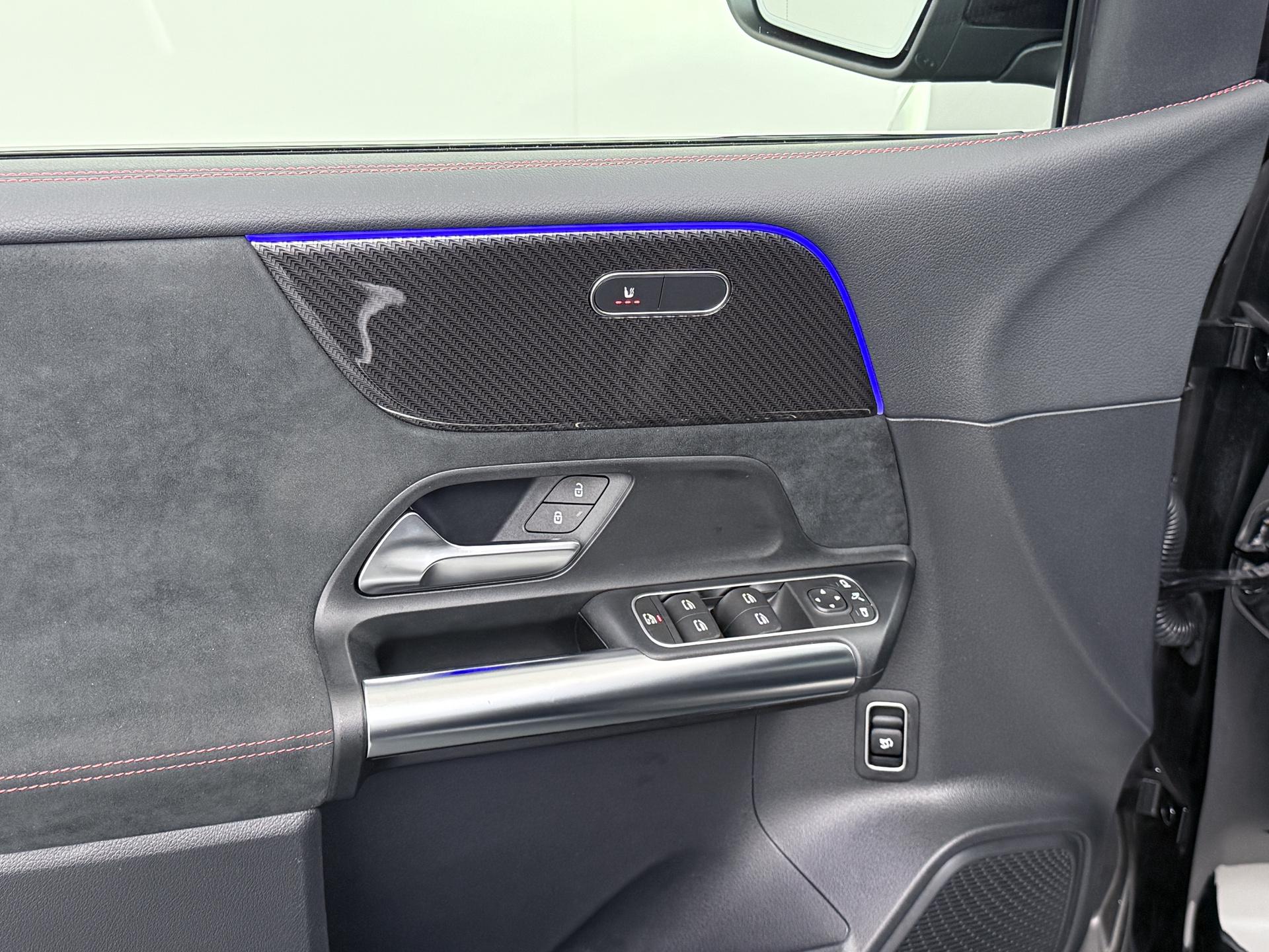 Mercedes-Benz B-Klasse 180 AMG Business Solution 21