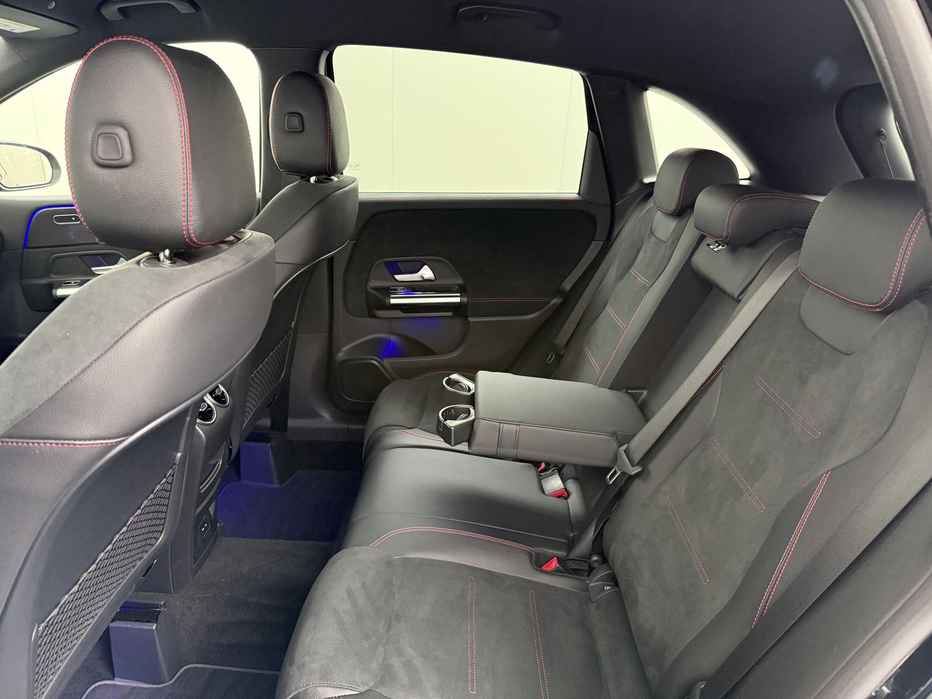 Mercedes-Benz B-Klasse 180 AMG Business Solution 24