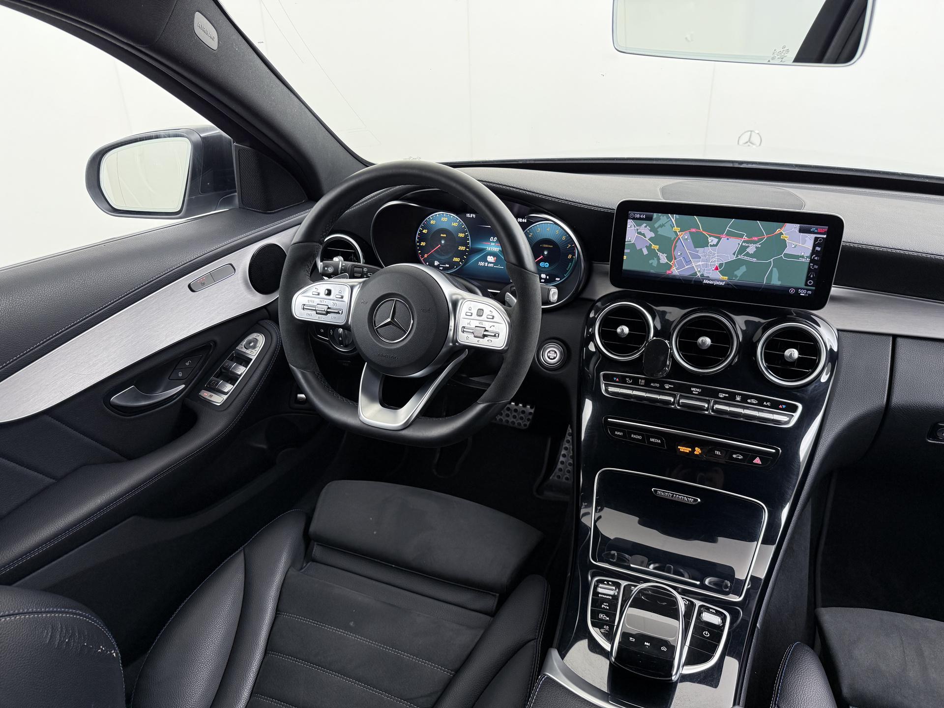 Mercedes-Benz C-Klasse Estate 300 e Business Solution AMG 19