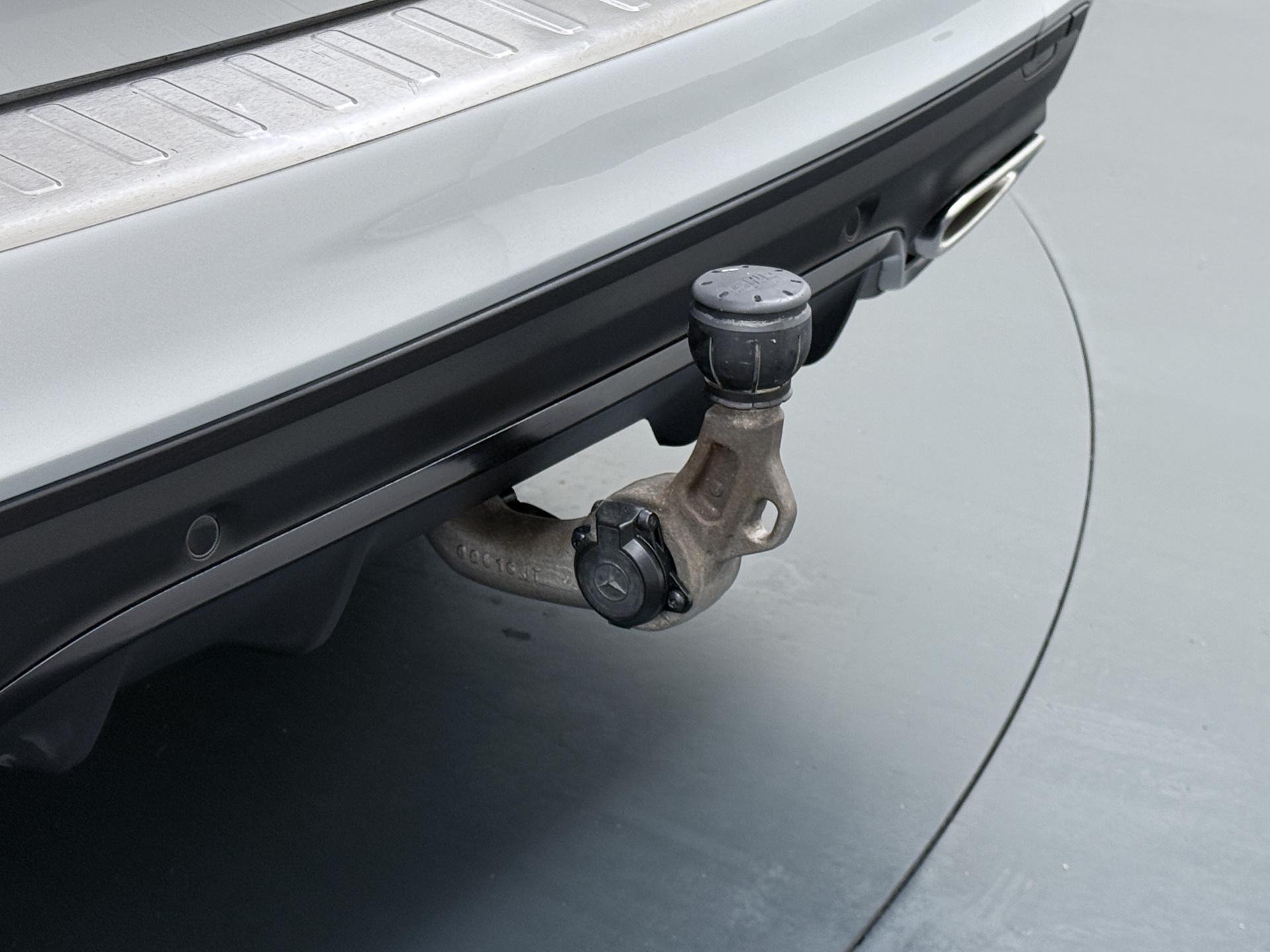 Mercedes-Benz C-Klasse Estate 300 e Business Solution AMG 4