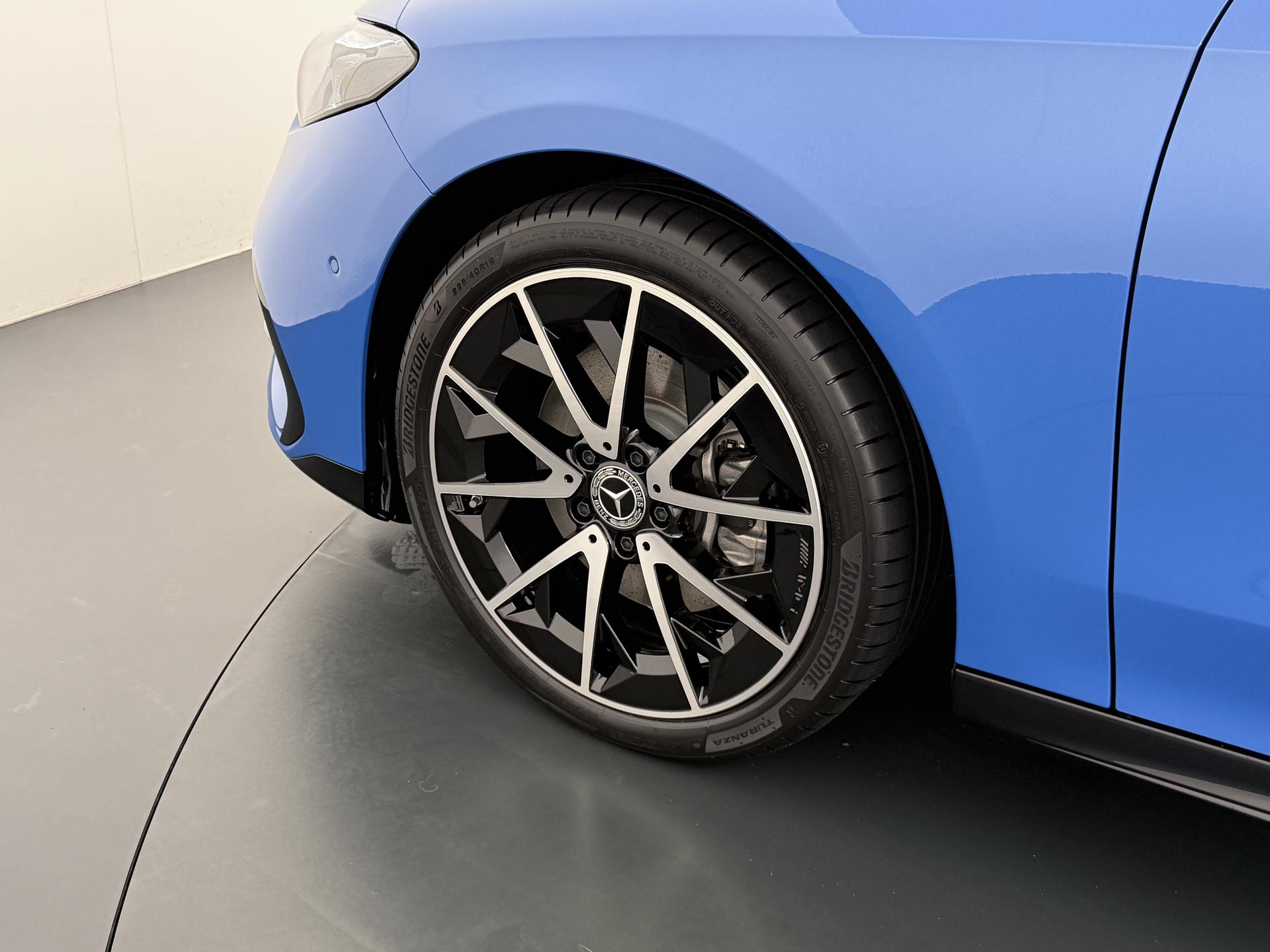 Mercedes-Benz CLA-Klasse 250+ Launch Edition 85 kWh Accu 15